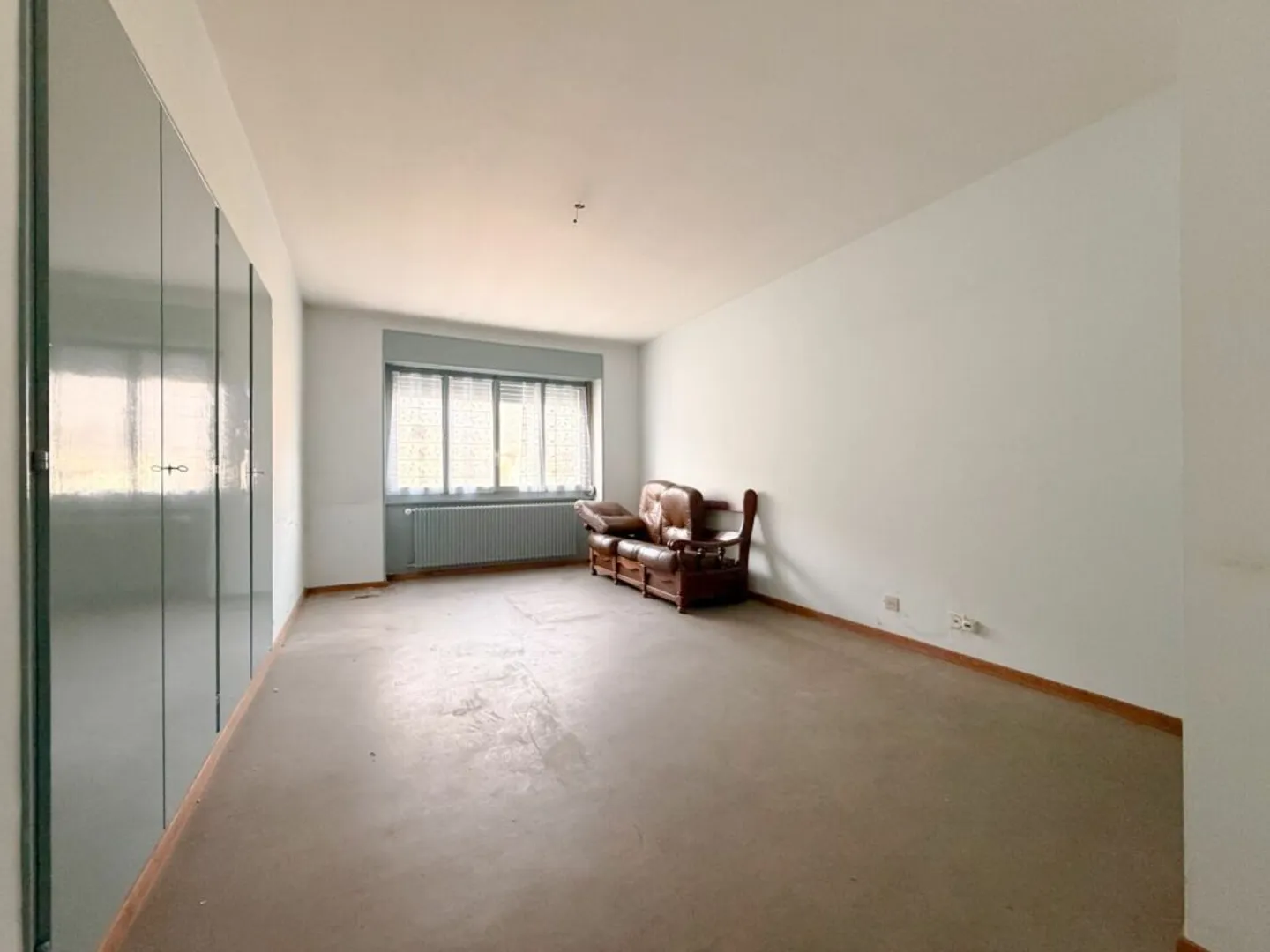 Edificio residenziale 26,5 stanze - Foto 7 di 9