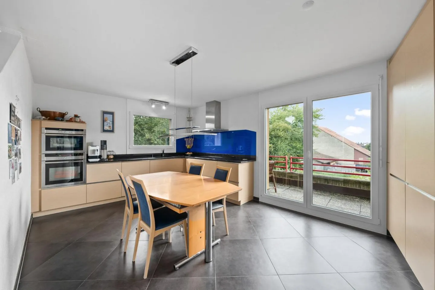 Doppelhaushälfte 7,5 Zimmer - Foto 4 von 12