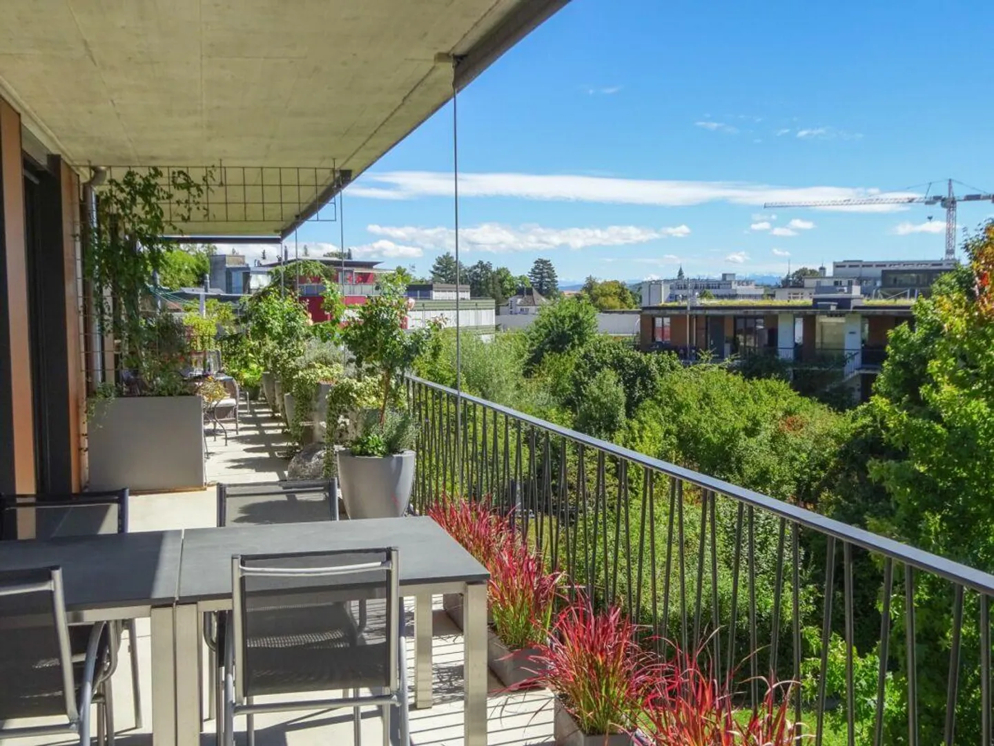 Expérience de vie exclusive : Appartement en attique avec terrasse entourante dans un emplacement recherché - Photo 20 sur 30