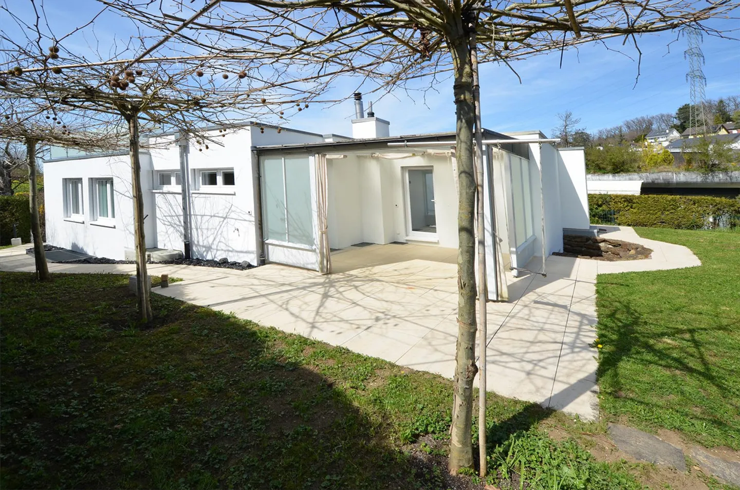 Casa unifamiliare moderna di 4,5 locali in una posizione tranquilla di Münchenstein - Foto 7 di 10