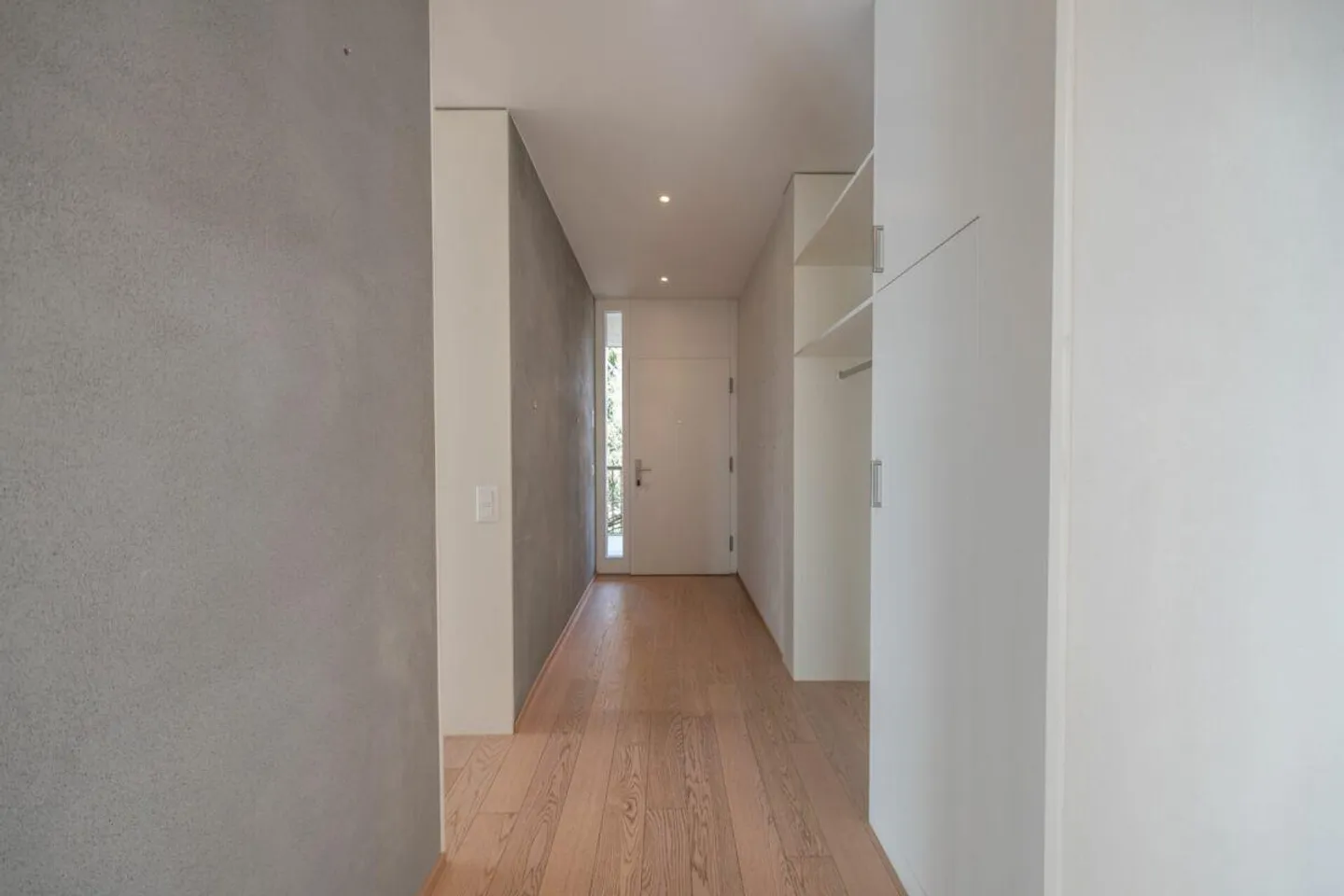 Expérience de vie exclusive : Appartement en attique avec terrasse entourante dans un emplacement recherché - Photo 8 sur 30