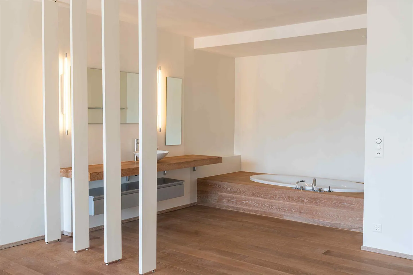 Spacious terrace apartment with studio – Living & Working in Risch - Photo 7 of 9