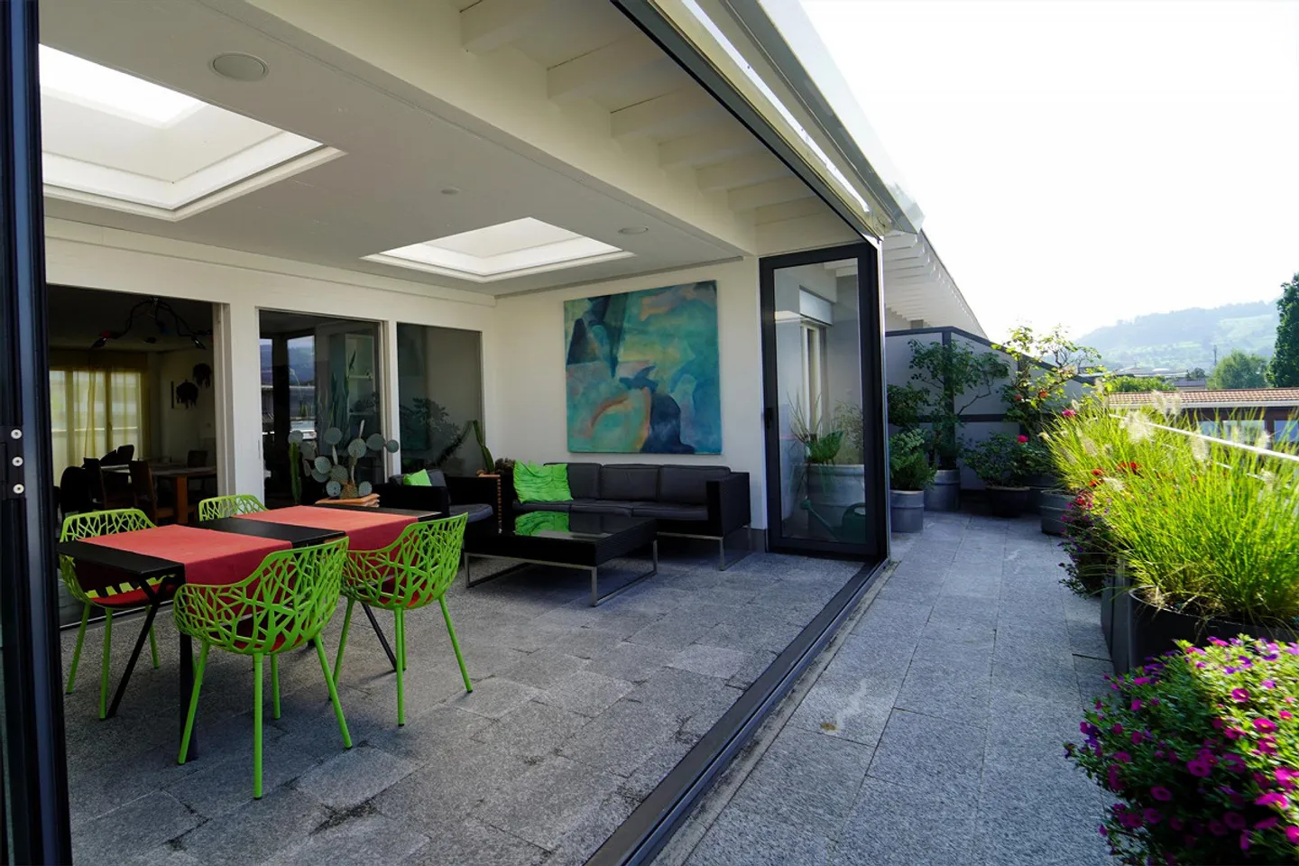 Appartamento attico da sogno di 5,5 stanze con terrazza di 180 m2 a Rotkreuz - Foto 8 di 11