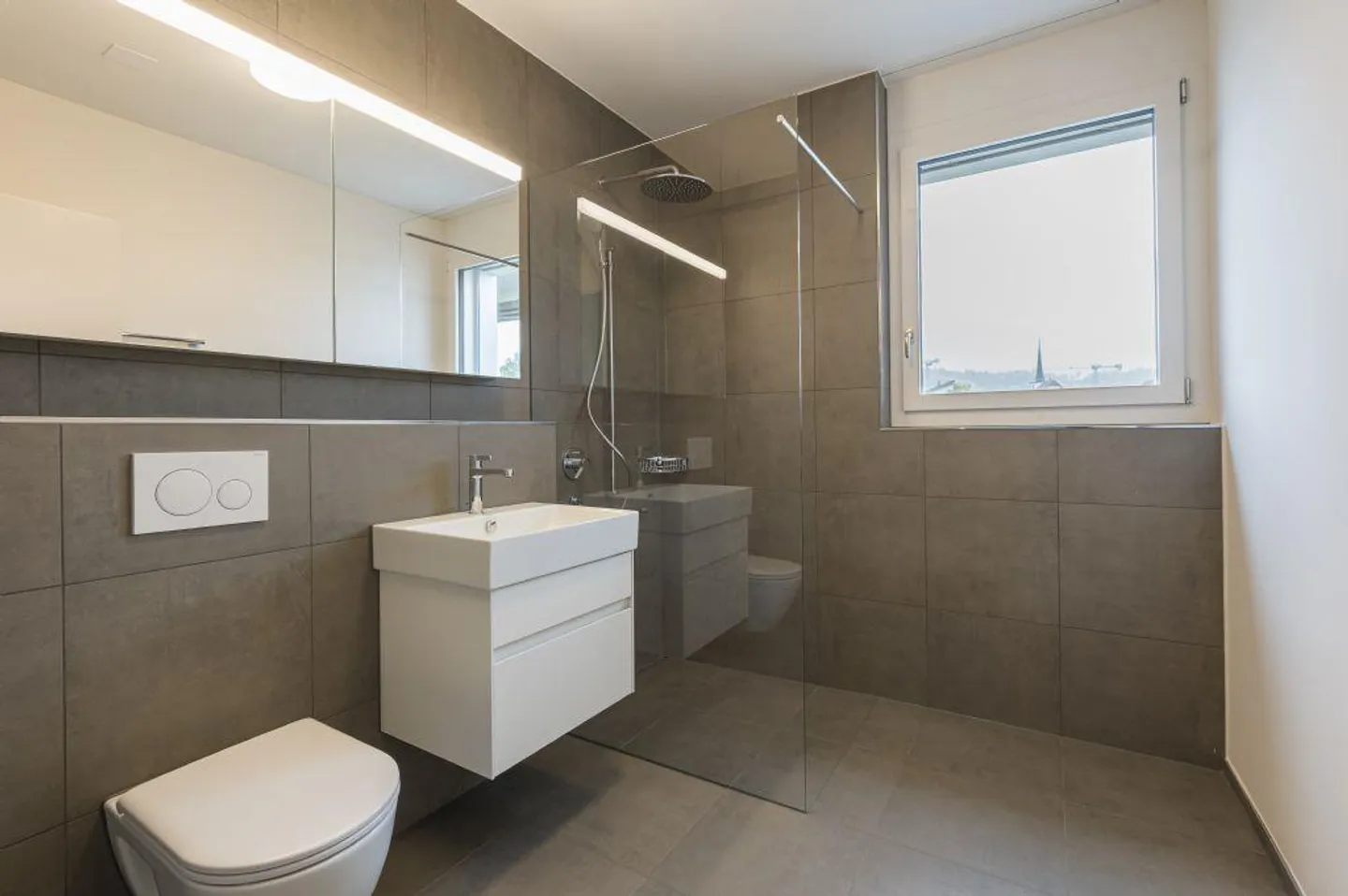 FIRST RENTAL | EXCLUSIVE STUDIO APARTMENT | QUIET & CENTRAL - Photo 4 of 9