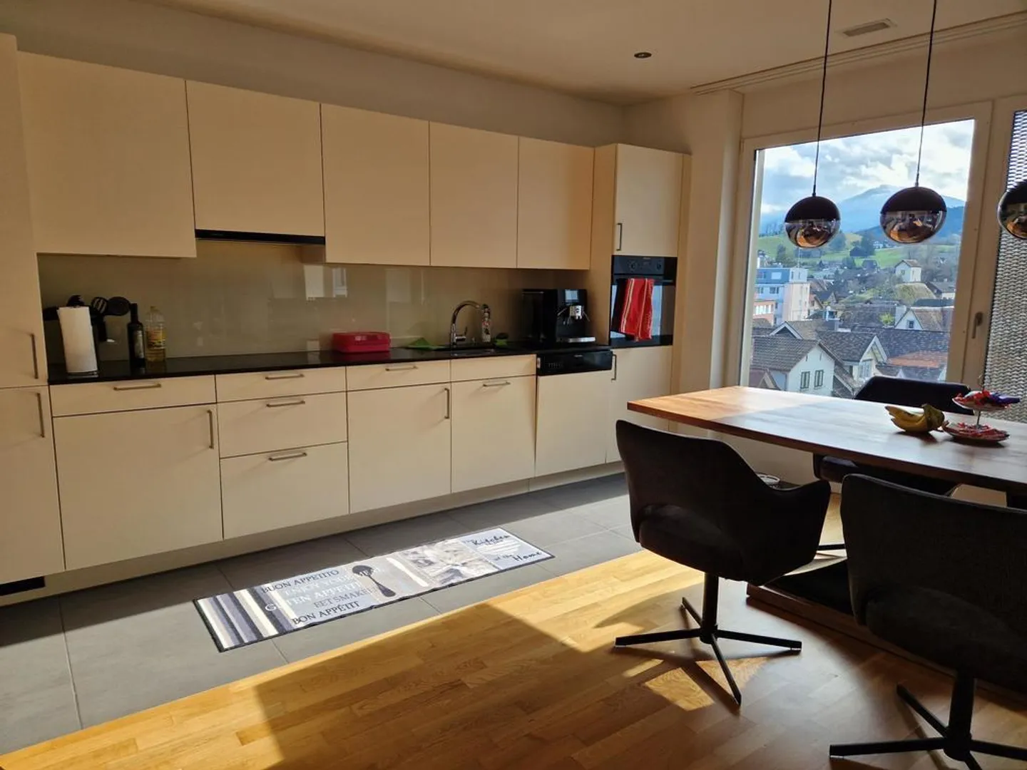 Spacious Single Apartment in the Heart of Altstätten - Photo 2 of 10
