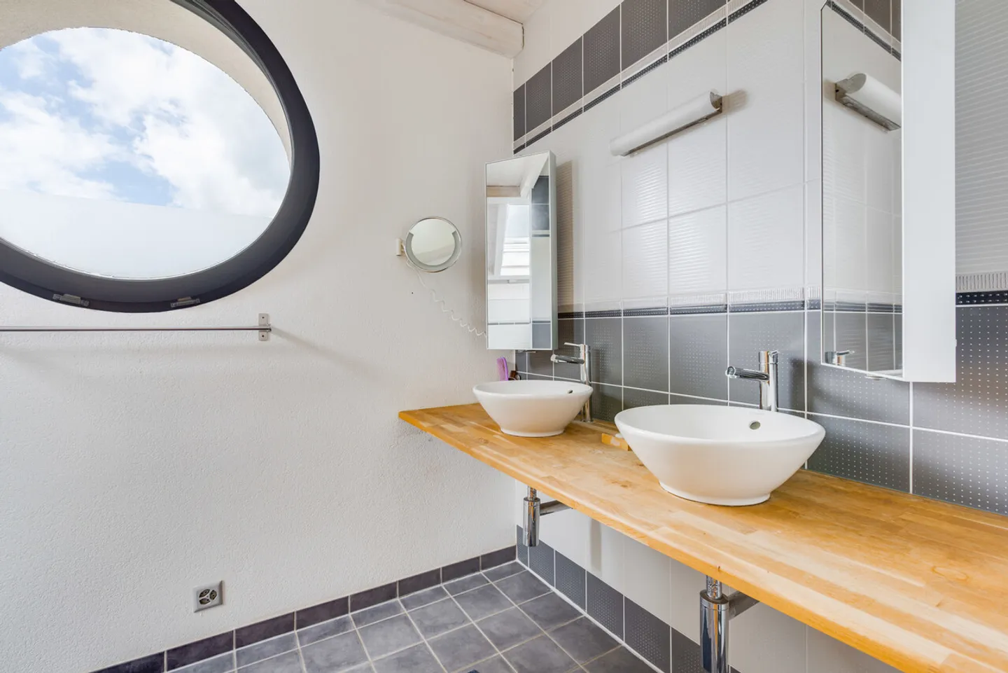 Maison 5.5 pièces - Photo 9 sur 13