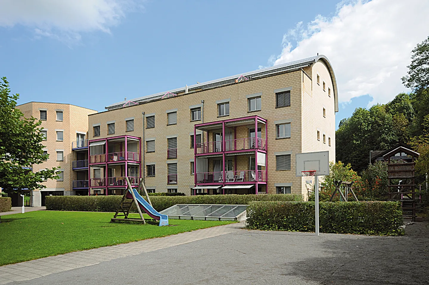 helle und zentrumsnahe Wohnung sucht neuen Bewohner! - Foto 2 von 13