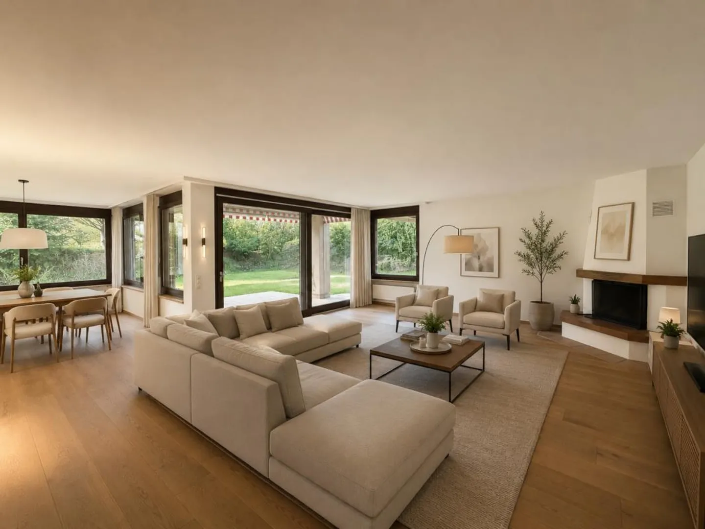 Spacious and Detached 9.5-Room Family Home - Nature-Friendly Living Close to the City - Photo 2 of 19