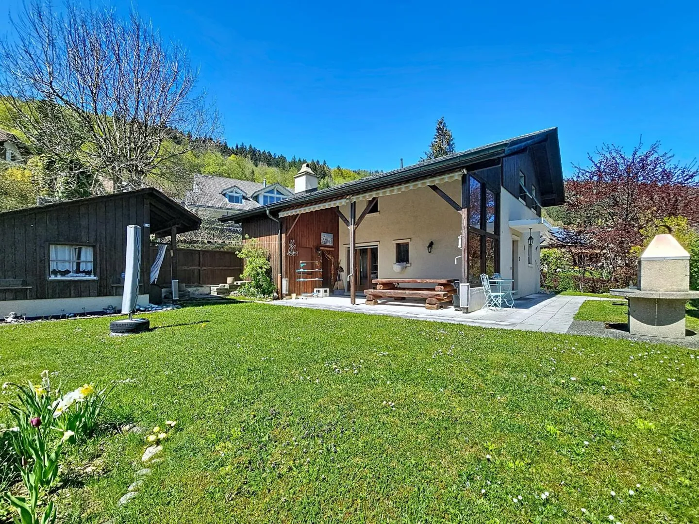 Villa mit großem Garten in Villeret - Foto 1 von 13