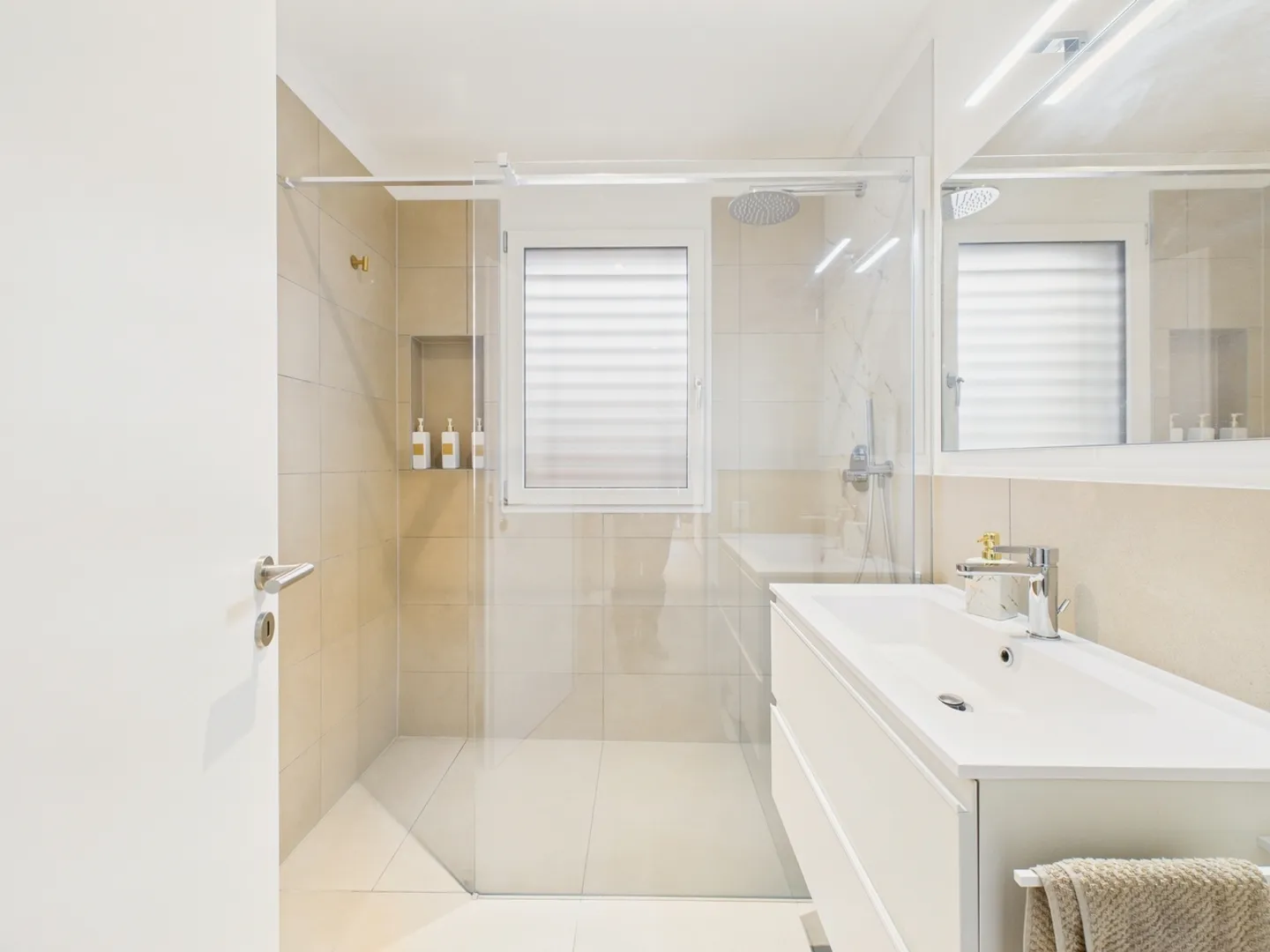 «Modernes 2.5-Zimmer-Appartement in neuer Bauweise in Bellinzona» - Foto 9 di 11