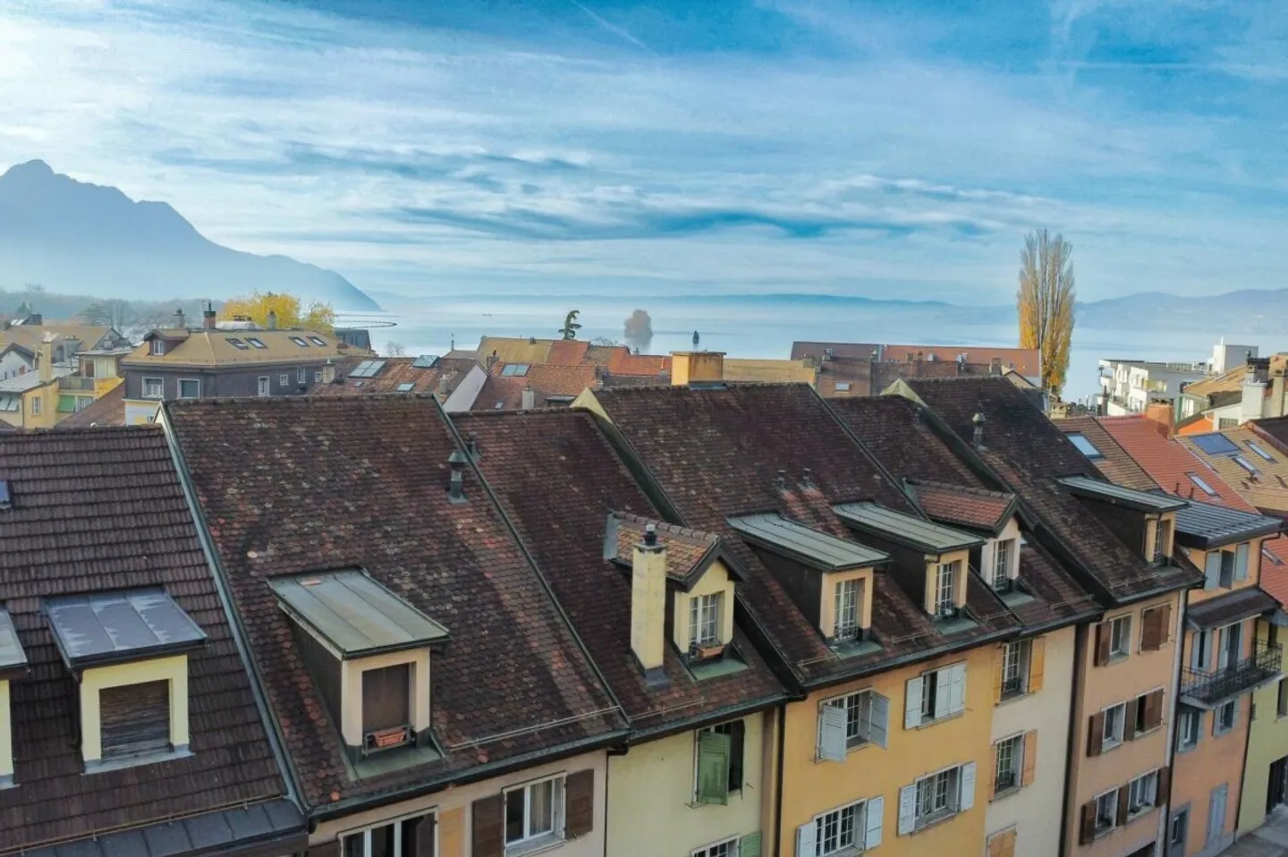 In affitto: casa a schiera di 6,5 stanze - Foto 2 di 20