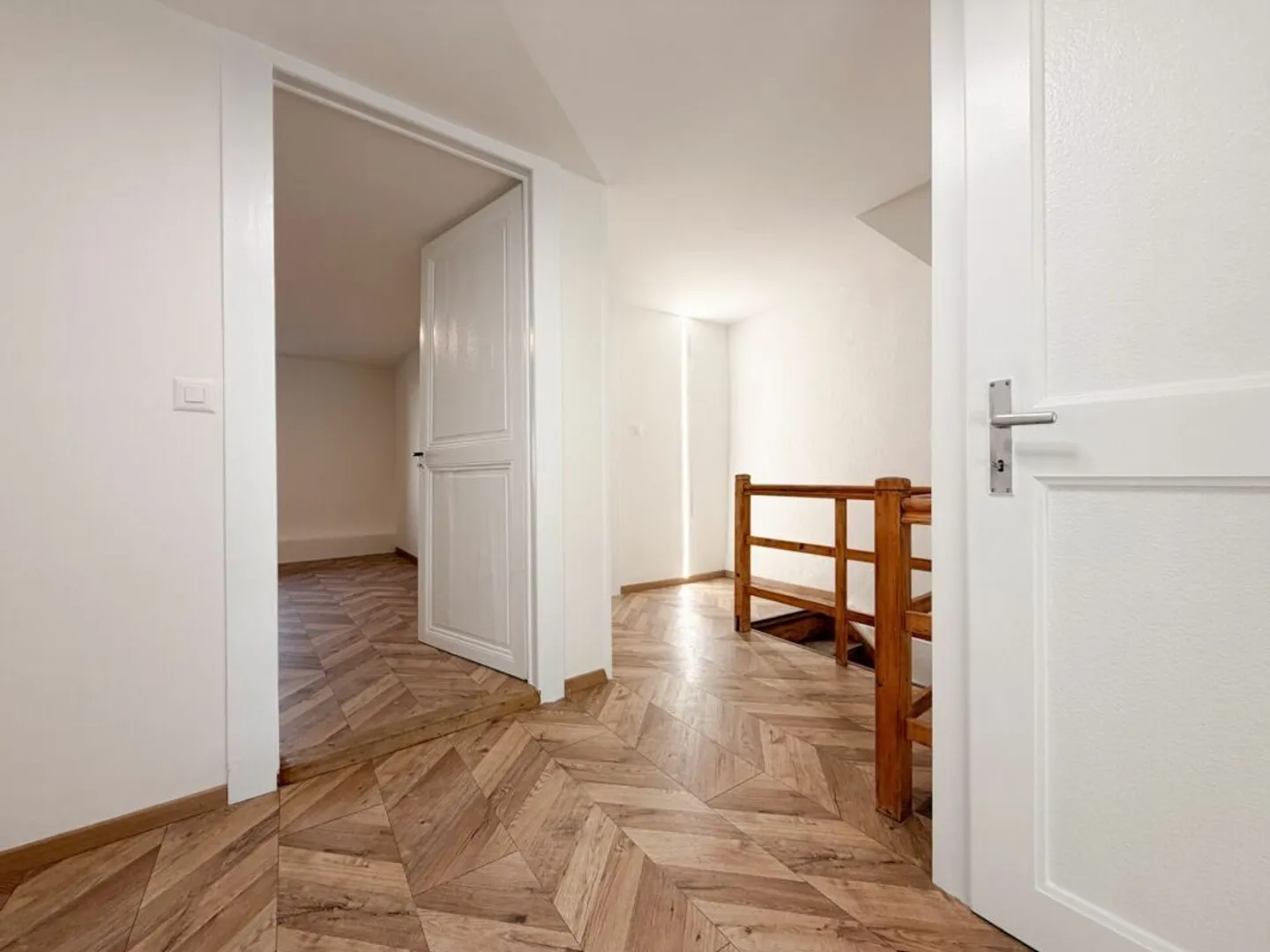 In affitto: casa a schiera di 6,5 stanze - Foto 9 di 20