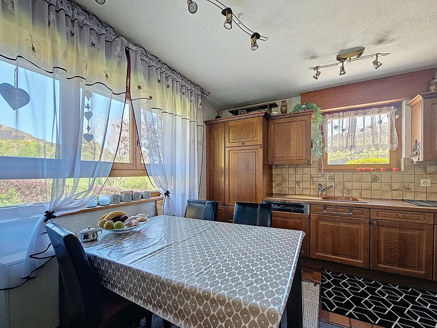 Villa mit großem Garten in Villeret - Foto 5 von 13