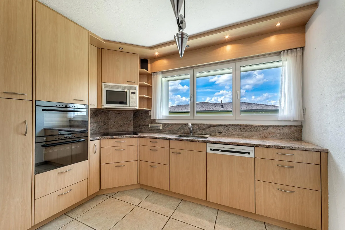 Wunderschönes Einfamilienhaus mit Aussicht - Foto 6 von 14