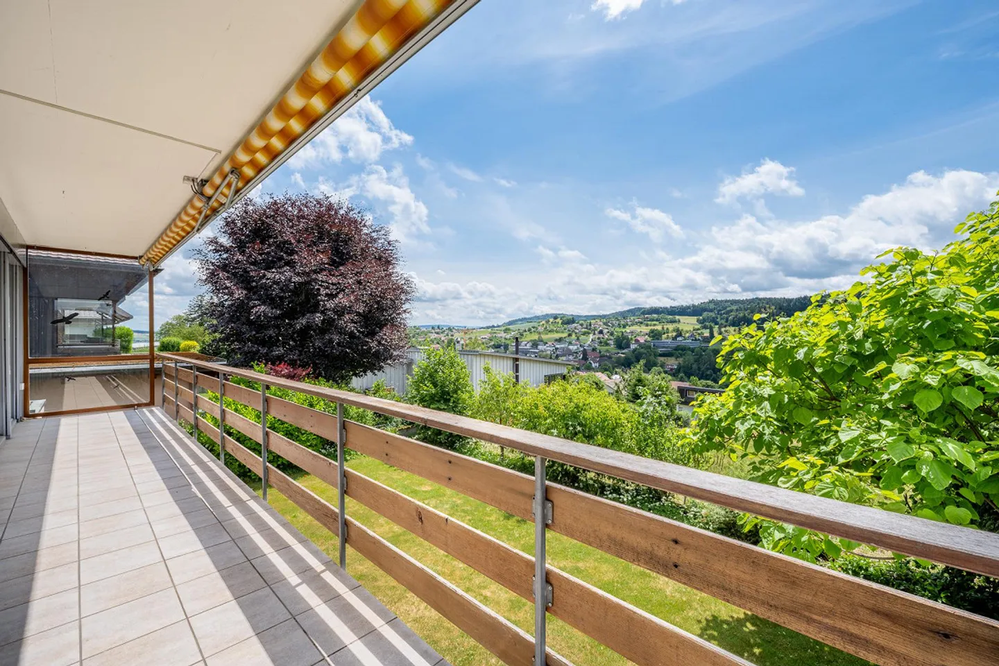 Wunderschönes Einfamilienhaus mit Aussicht - Foto 9 von 14