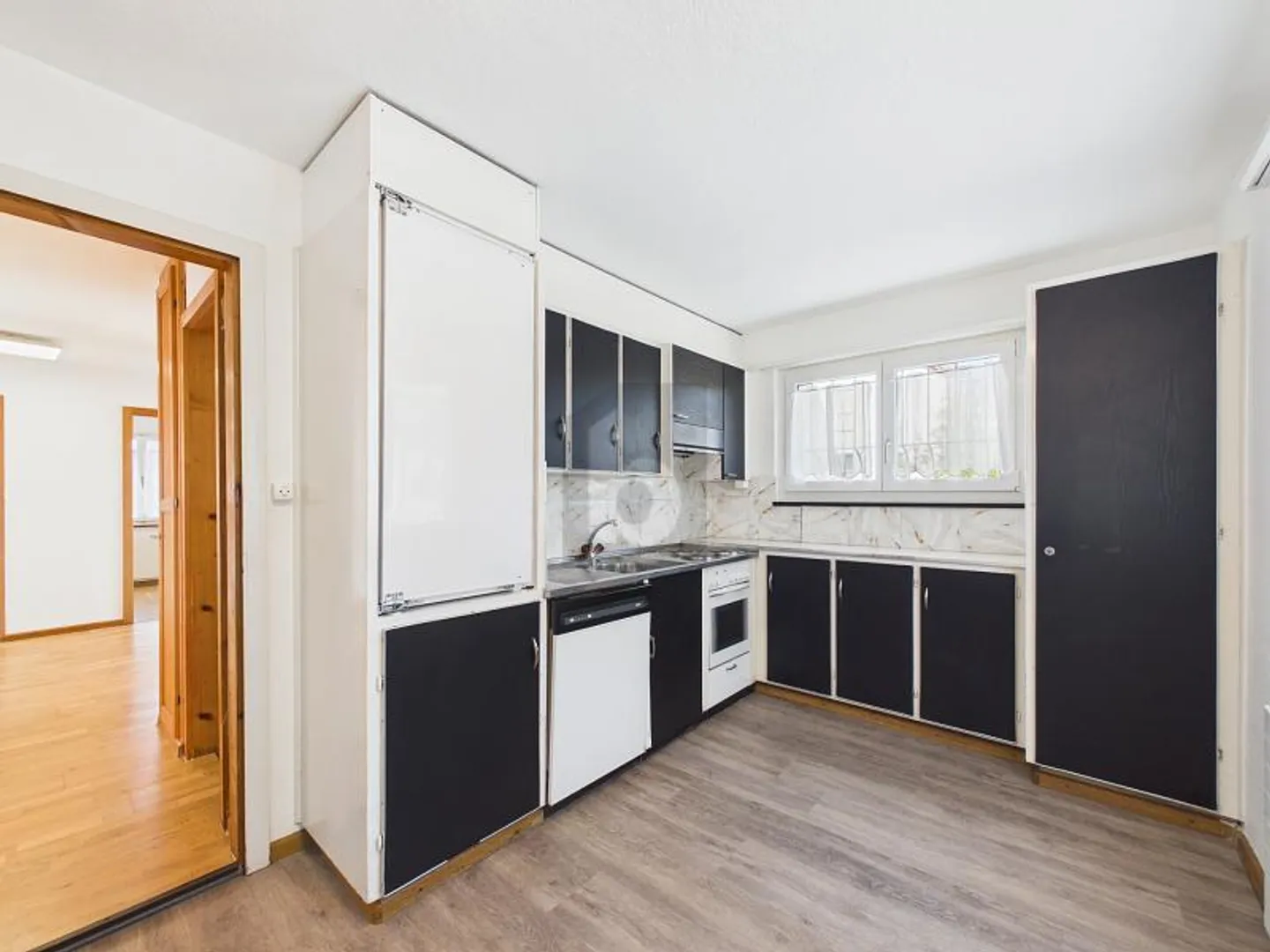 Quiet Family Paradise with Large Garden - Photo 5 of 6