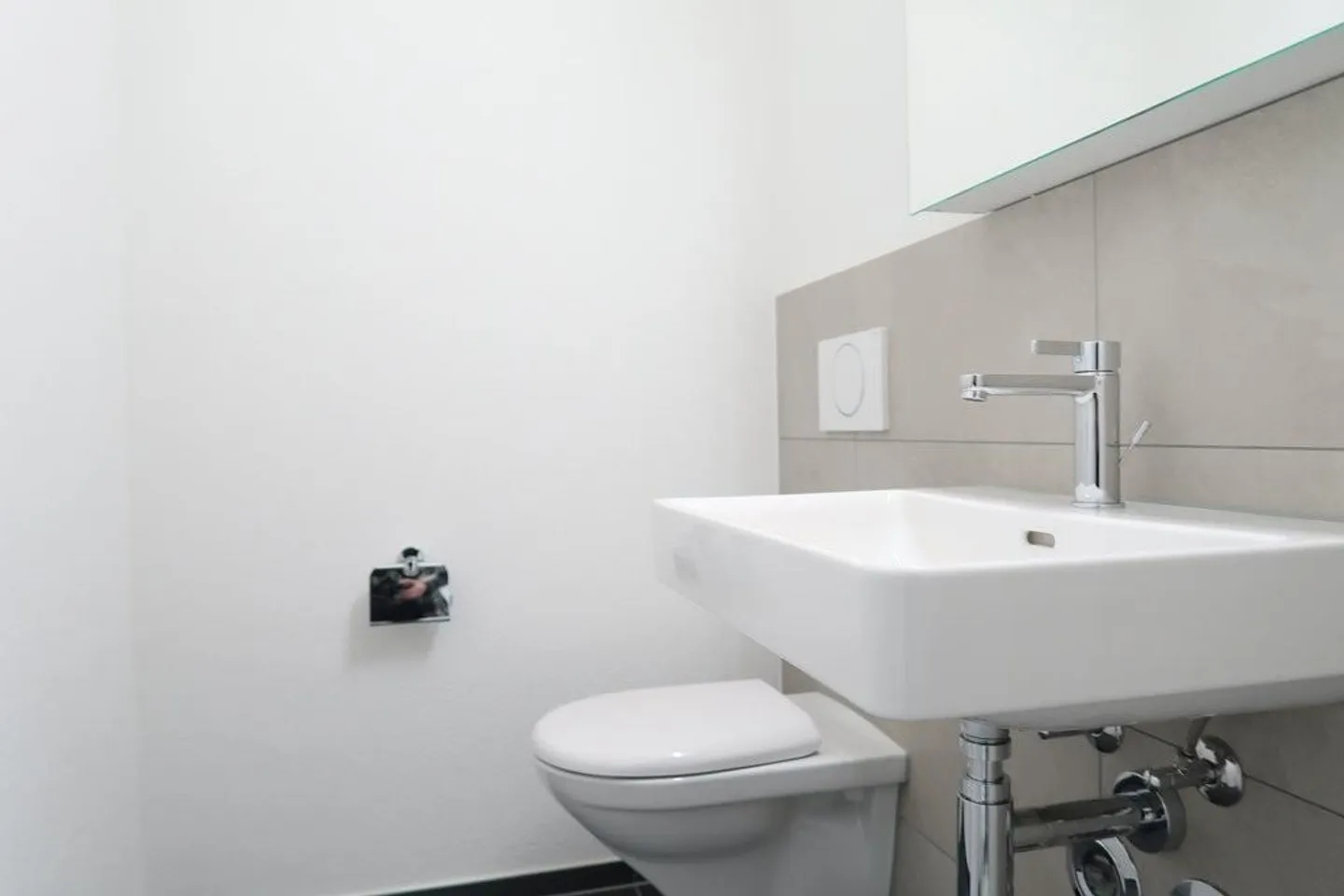 Office space in Morillon for your company - Photo 11 of 12