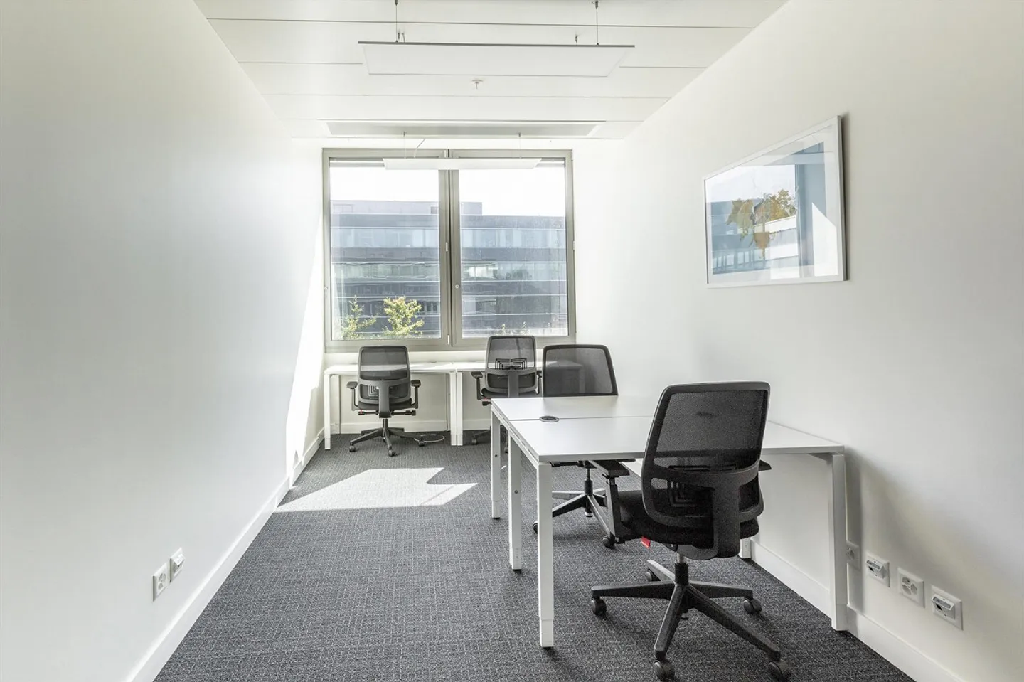 Accesso al coworking nel Regus Business Park - Foto 8 di 10