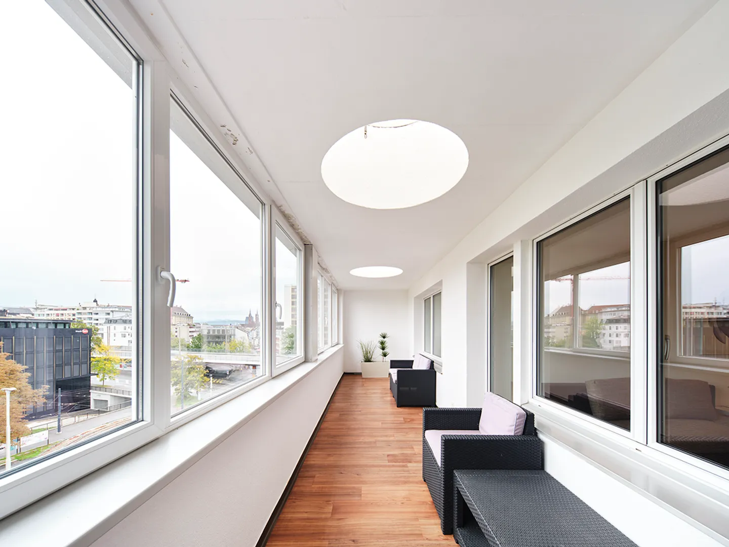 Apartment for rent - Photo 8 of 9