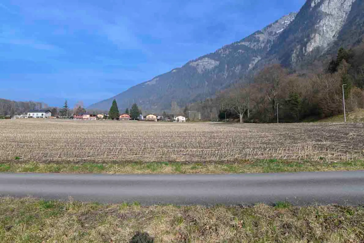 Villa 6,5 Zimmer - Foto 3 von 3