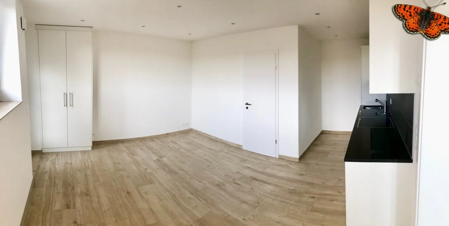 Apartment for rent - Photo 2 of 7