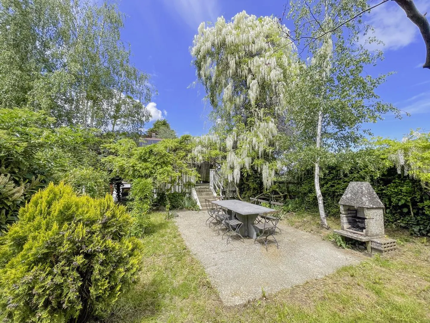 Haus mit Rendite und 3 Wohnungen sowie großes Entwicklungspotenzial - Foto 4 von 13