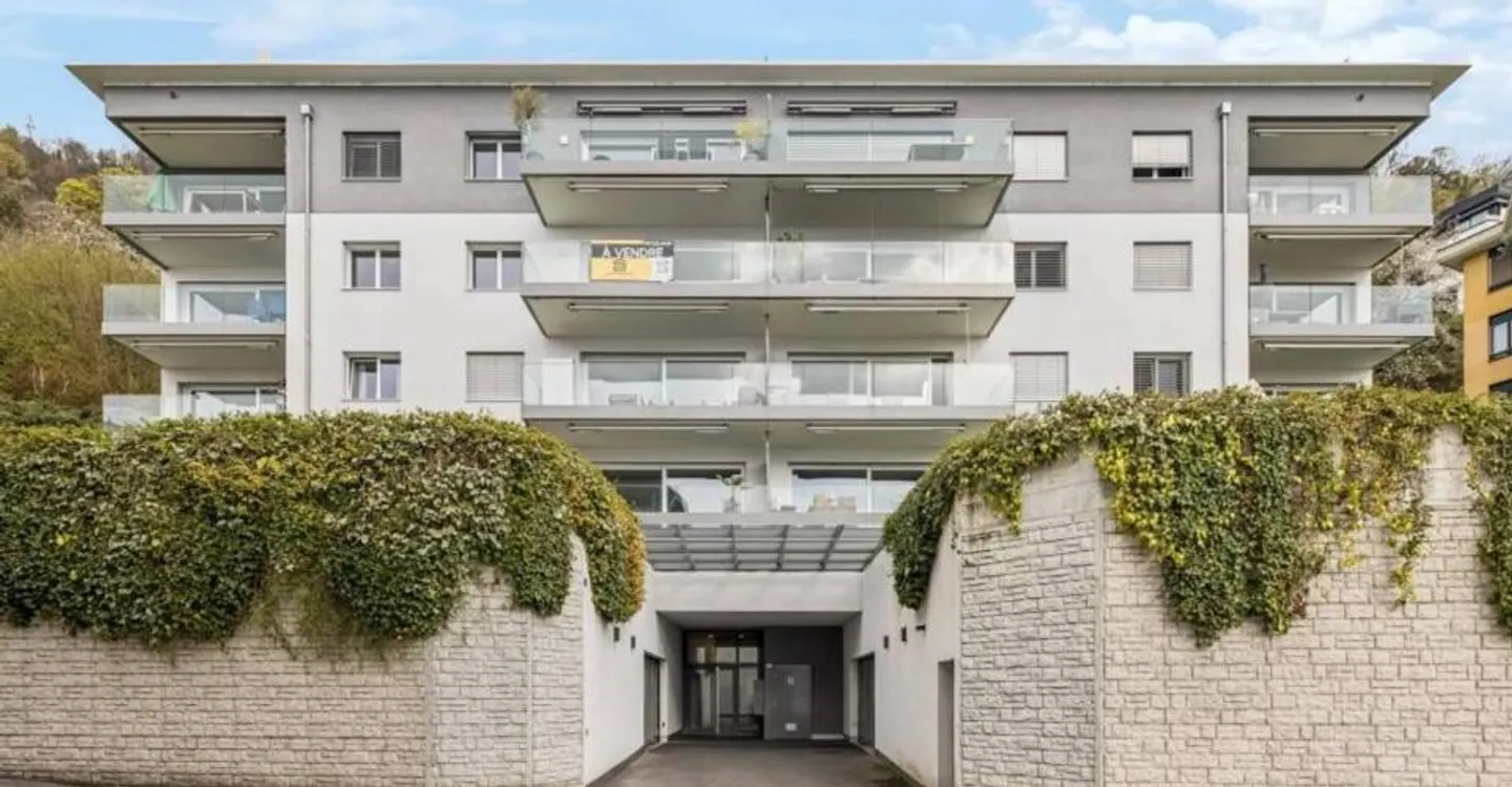 Appartement Charmant Vue Lac - Photo 4 sur 12