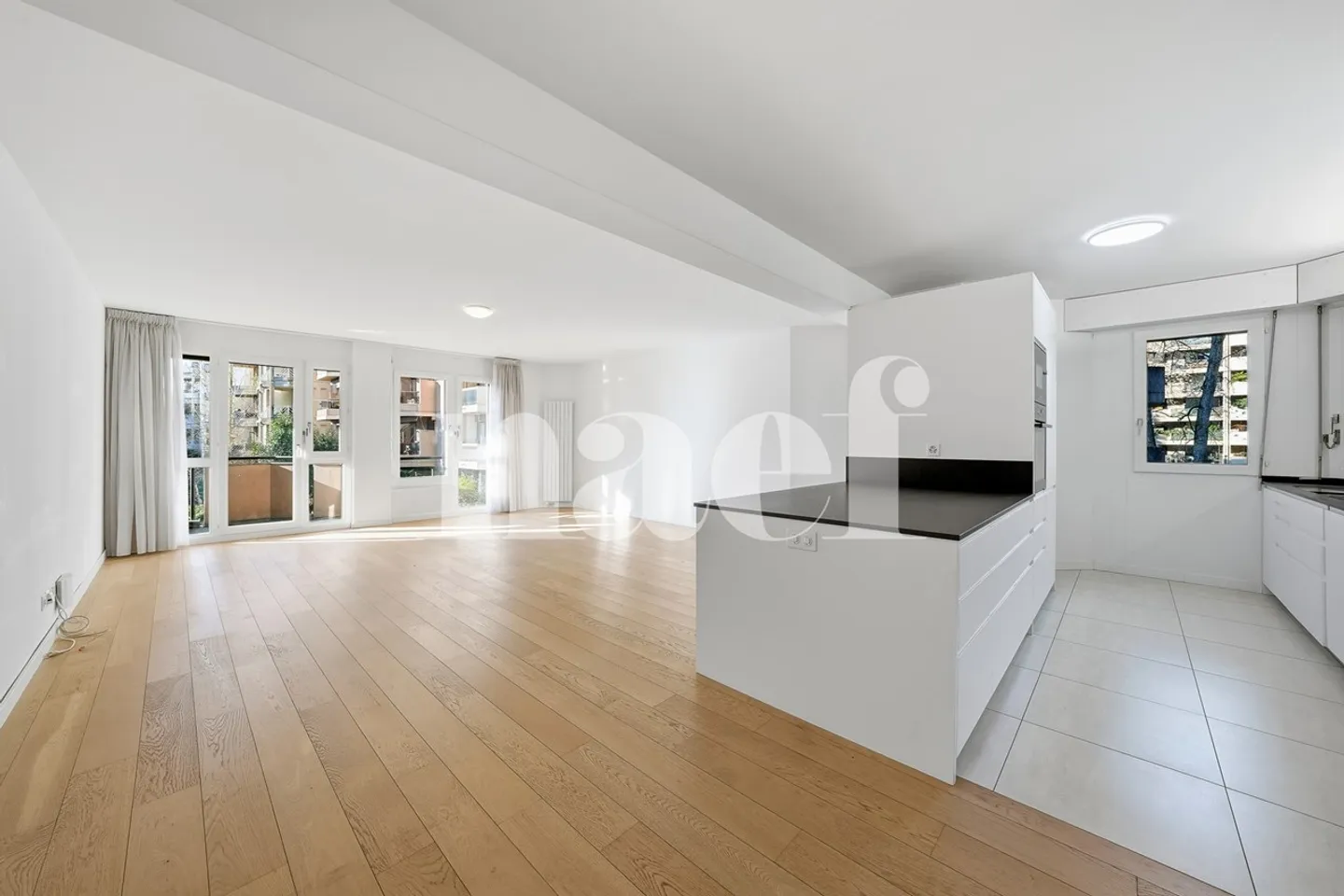 Spacious and Bright Apartment in Champel - Photo 1 of 12