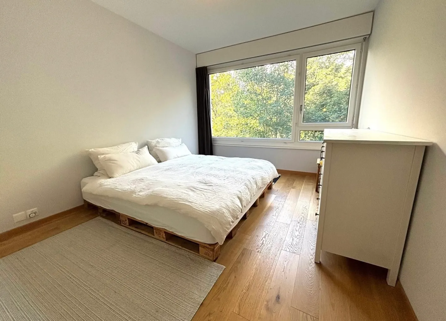 Magnificent 5-room apartment with balcony and master suite - Photo 6 of 9