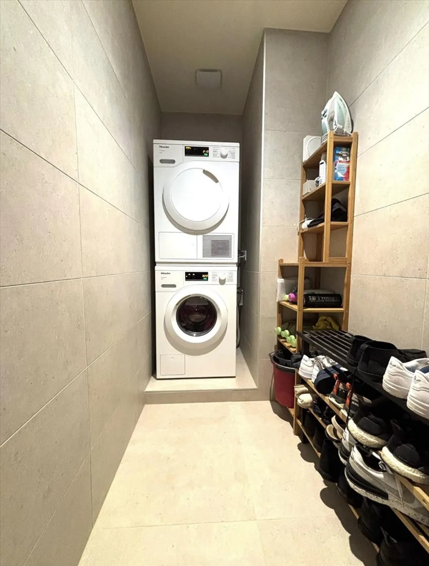 Magnificent 5-room apartment with balcony and master suite - Photo 9 of 9