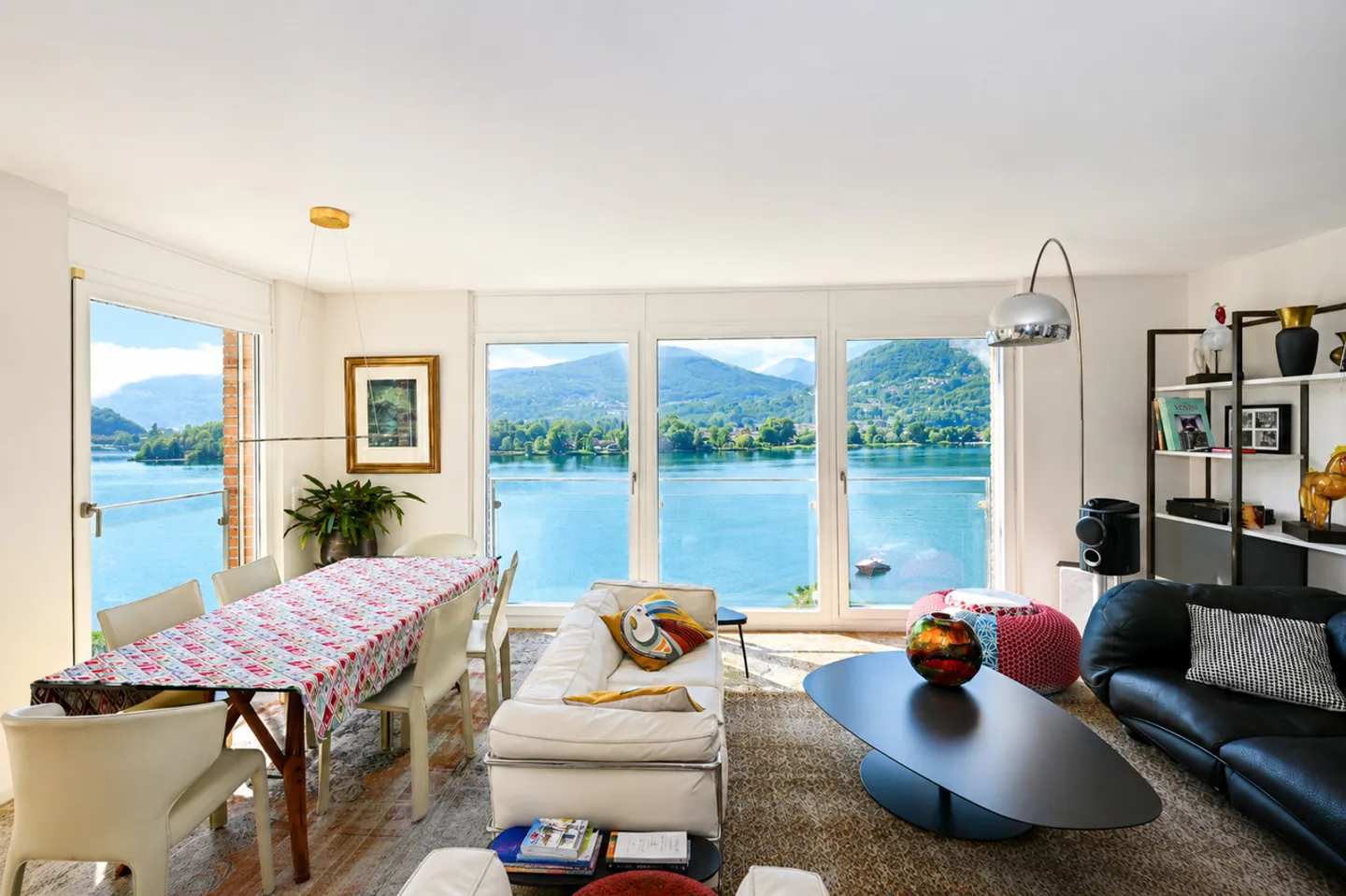 Helle Villa mit Garten, Pool und Blick auf den Luganersee - Foto 11 von 24