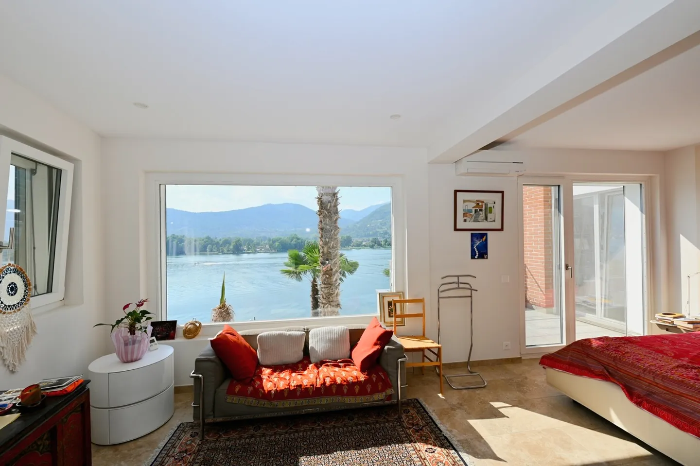 Helle Villa mit Garten, Pool und Blick auf den Luganersee - Foto 17 von 24