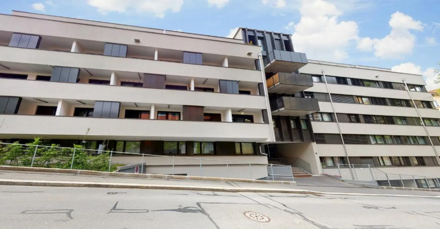 Limitato fino al 31.03.2027 - Appartamento attico moderno nel cuore di Lucerna - Foto 1 di 8