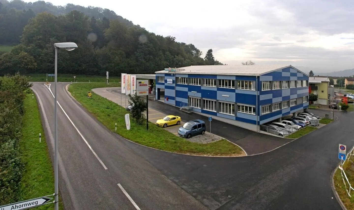 Places de stationnement à louer - Photo 1 sur 3