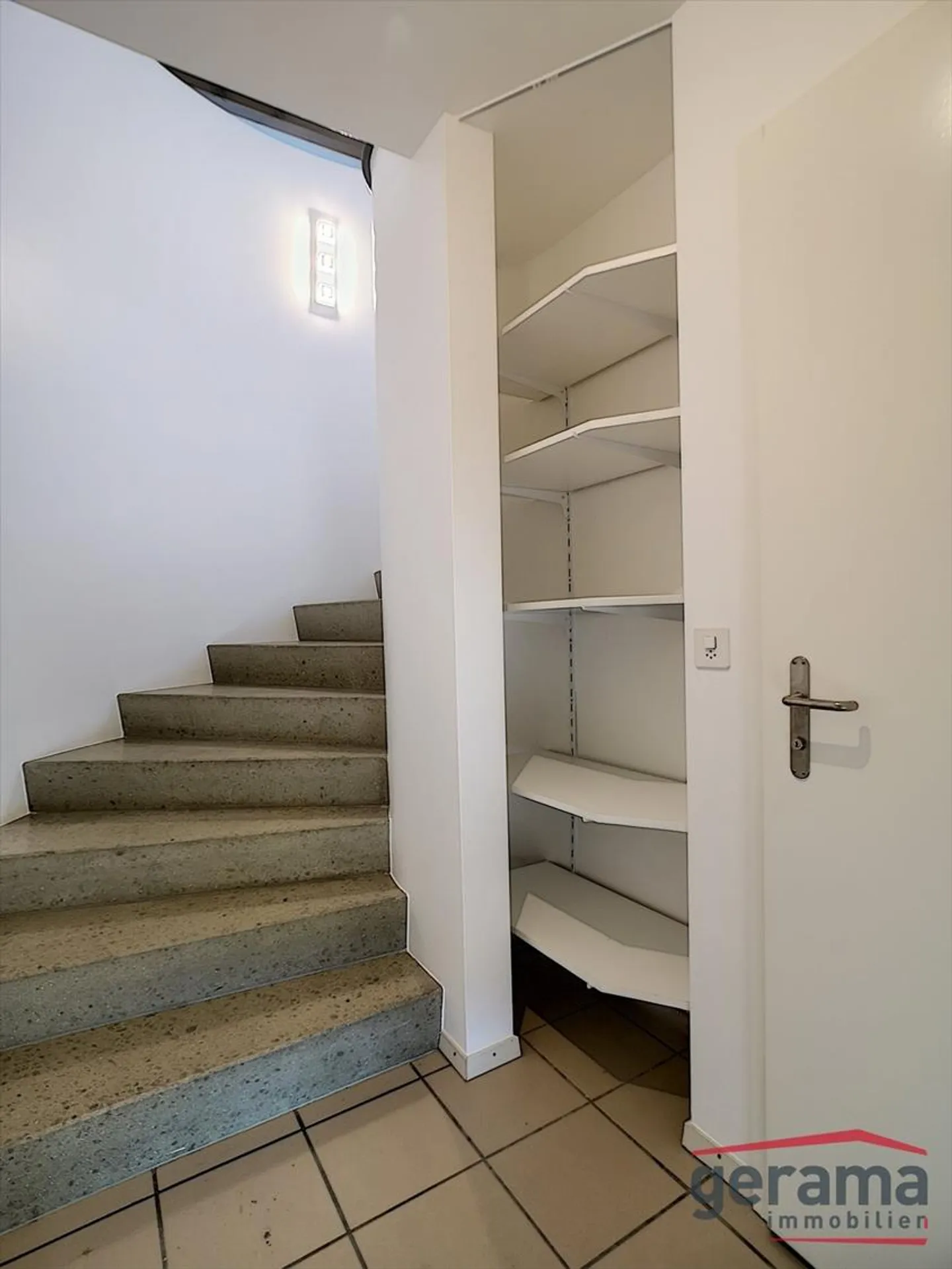 Appartamento 4.5 stanze al 1° piano a Prez-vers-Noréaz - Foto 6 di 8