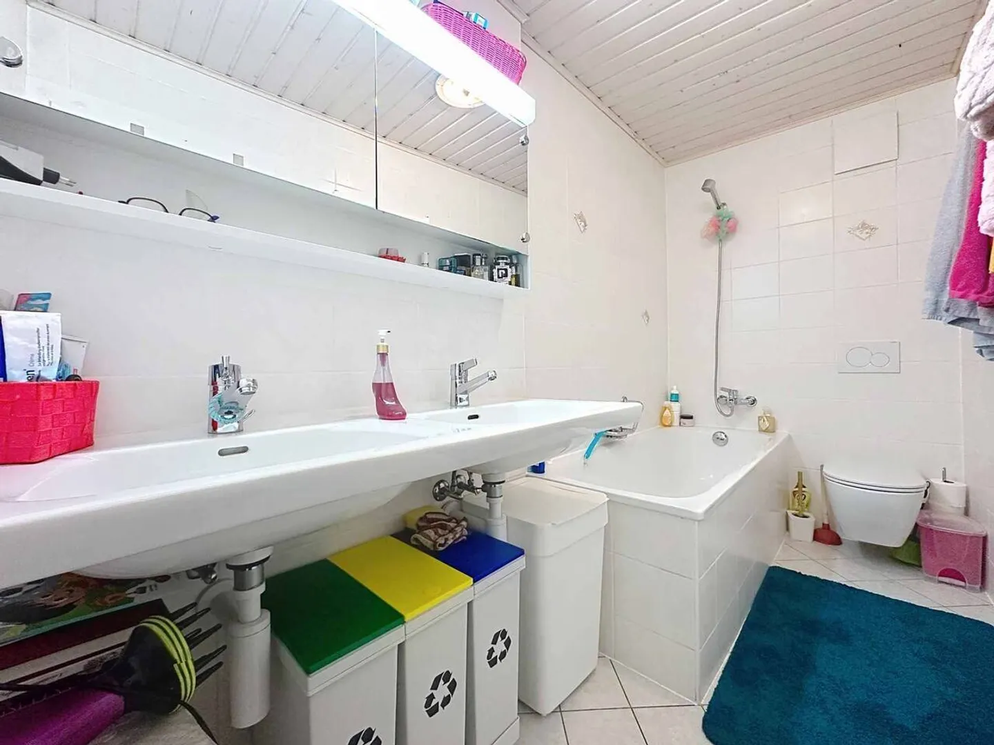 Casa familiare con 5,5 stanze, terrazza e giardino! - Foto 9 di 13