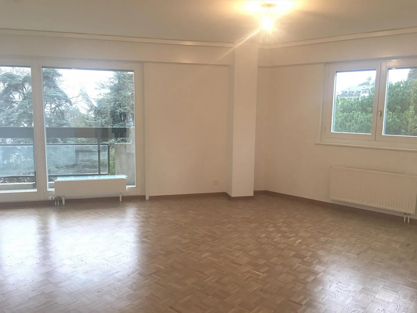 A stone's throw from the lake - Photo 2 of 9