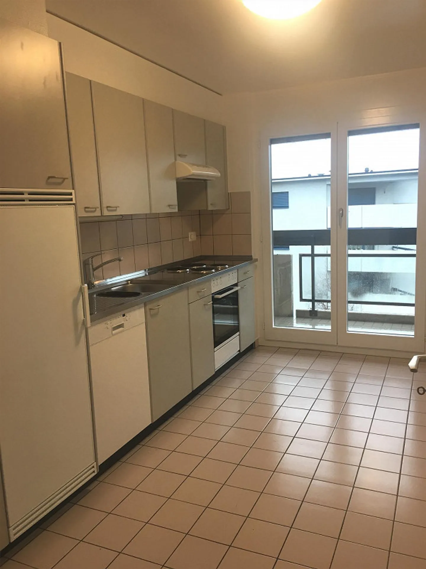 A stone's throw from the lake - Photo 6 of 9