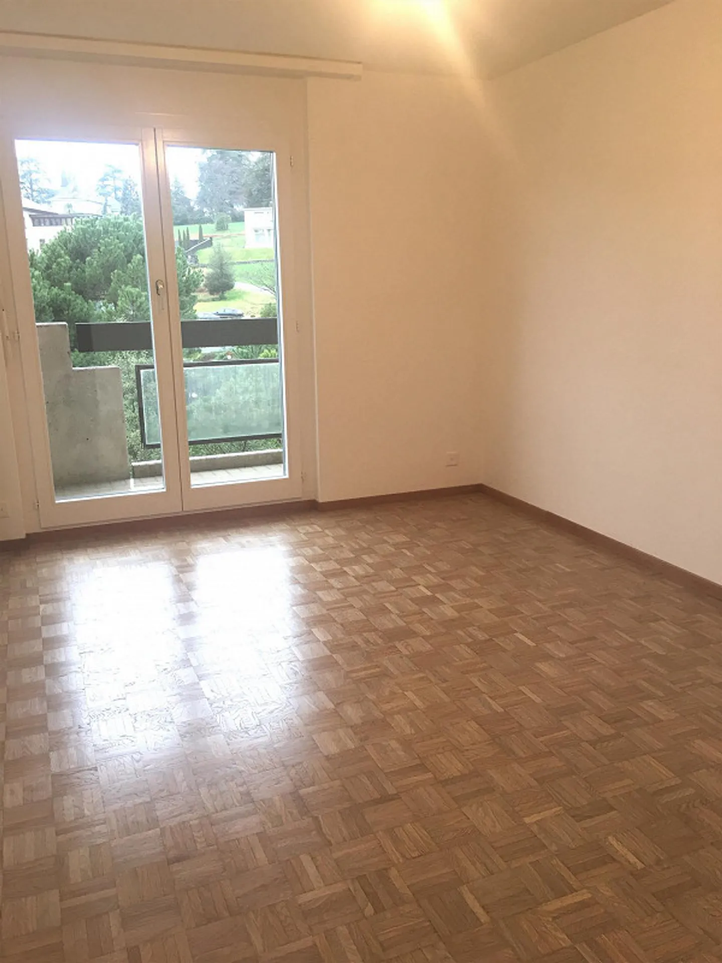 A stone's throw from the lake - Photo 7 of 9