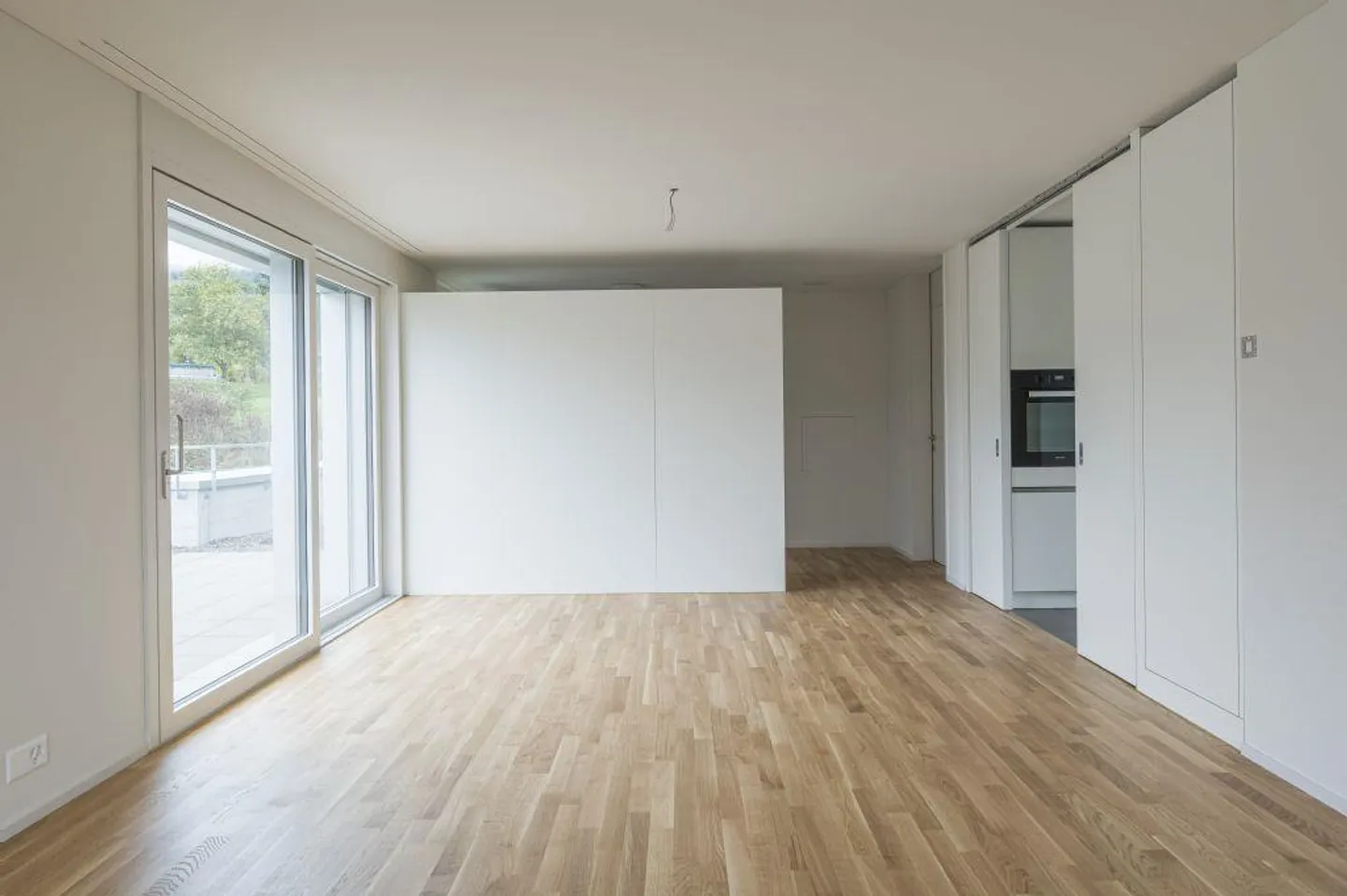 FIRST RENTAL | EXCLUSIVE PENTHOUSE APARTMENTS | QUIET & CENTRAL - Photo 6 of 11