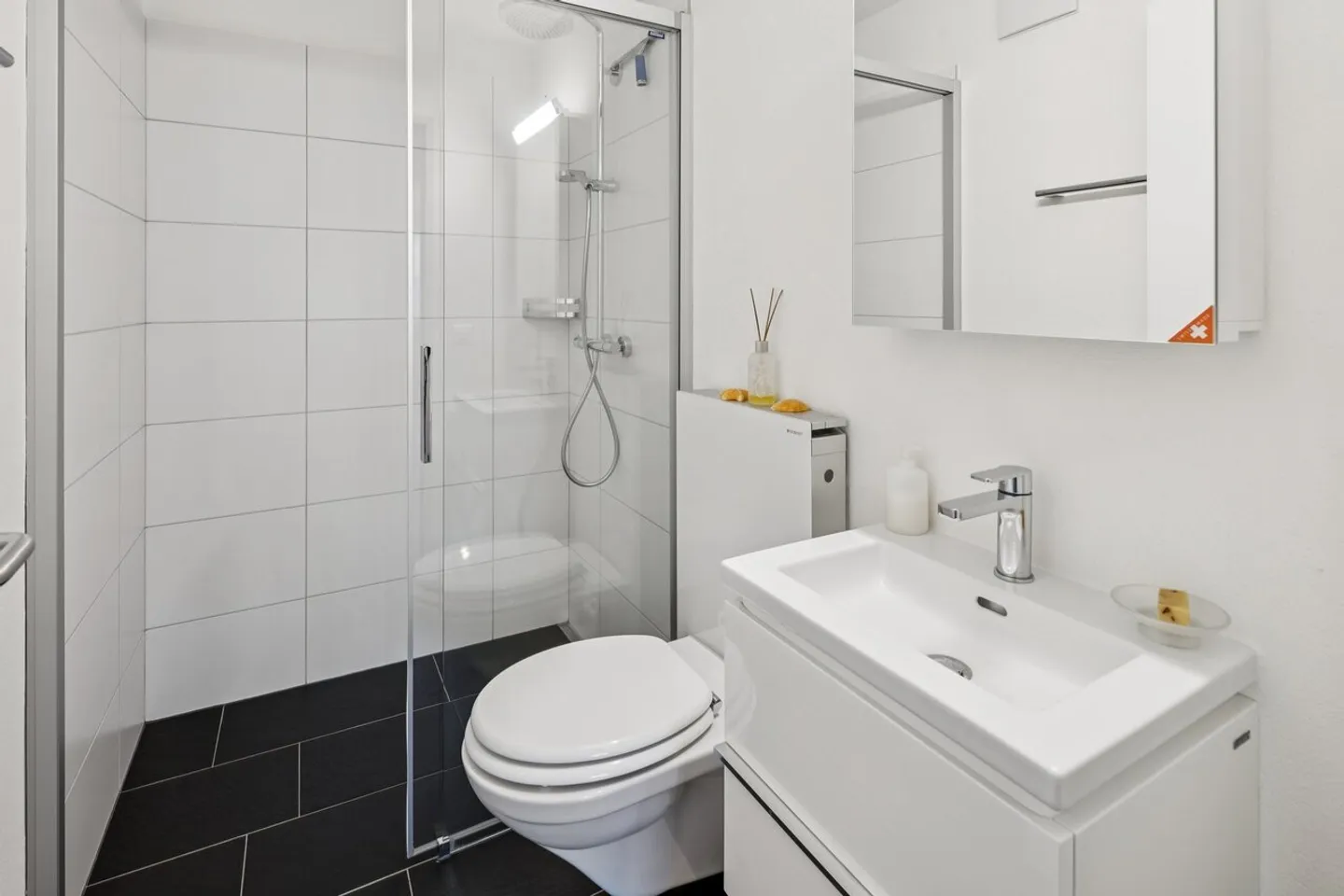 Appartement 4.5 pièces - Foto 8 von 12