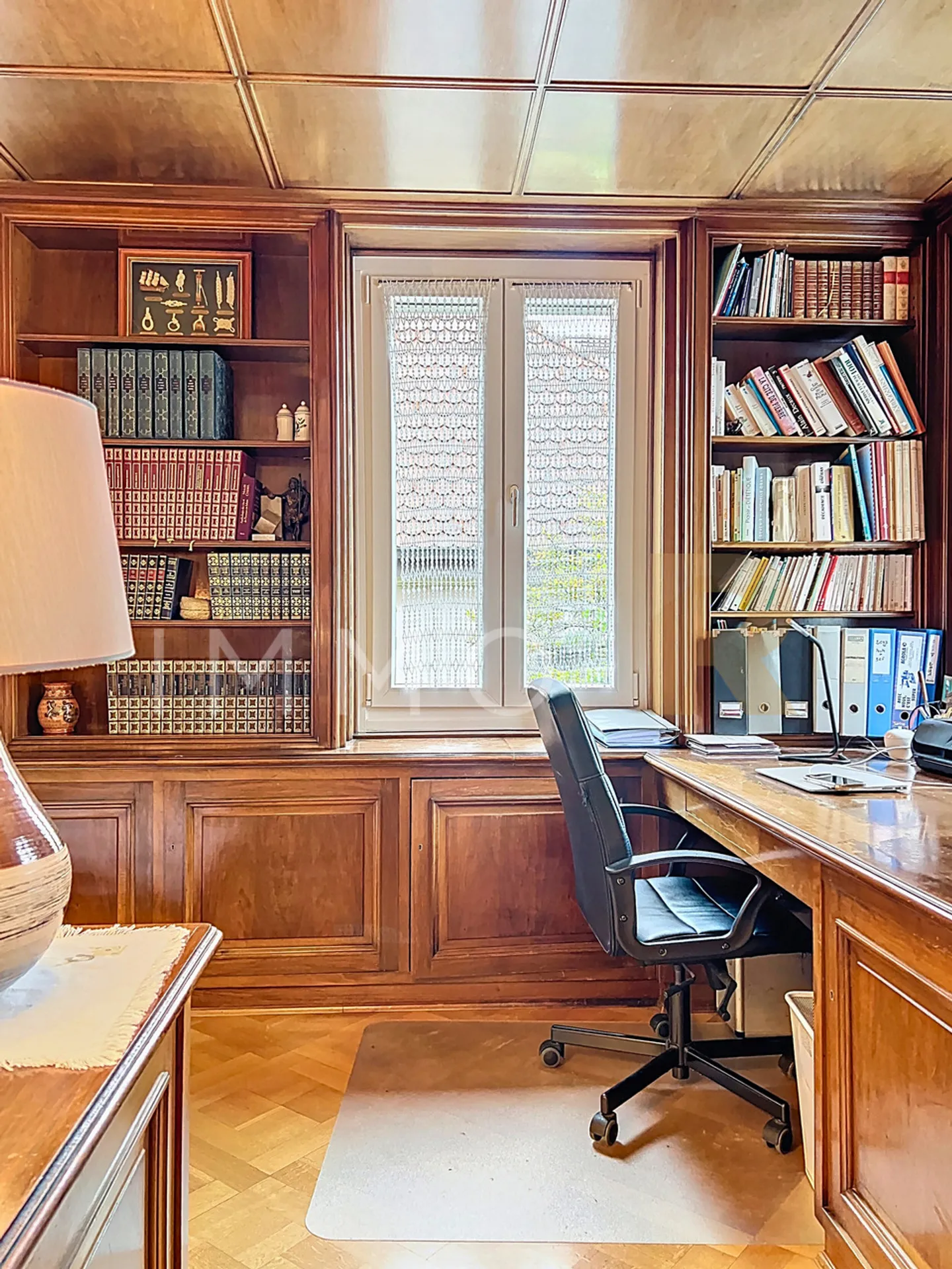 Opportunità unica nel cuore di Romont, edificio misto in vendita - Foto 6 di 12