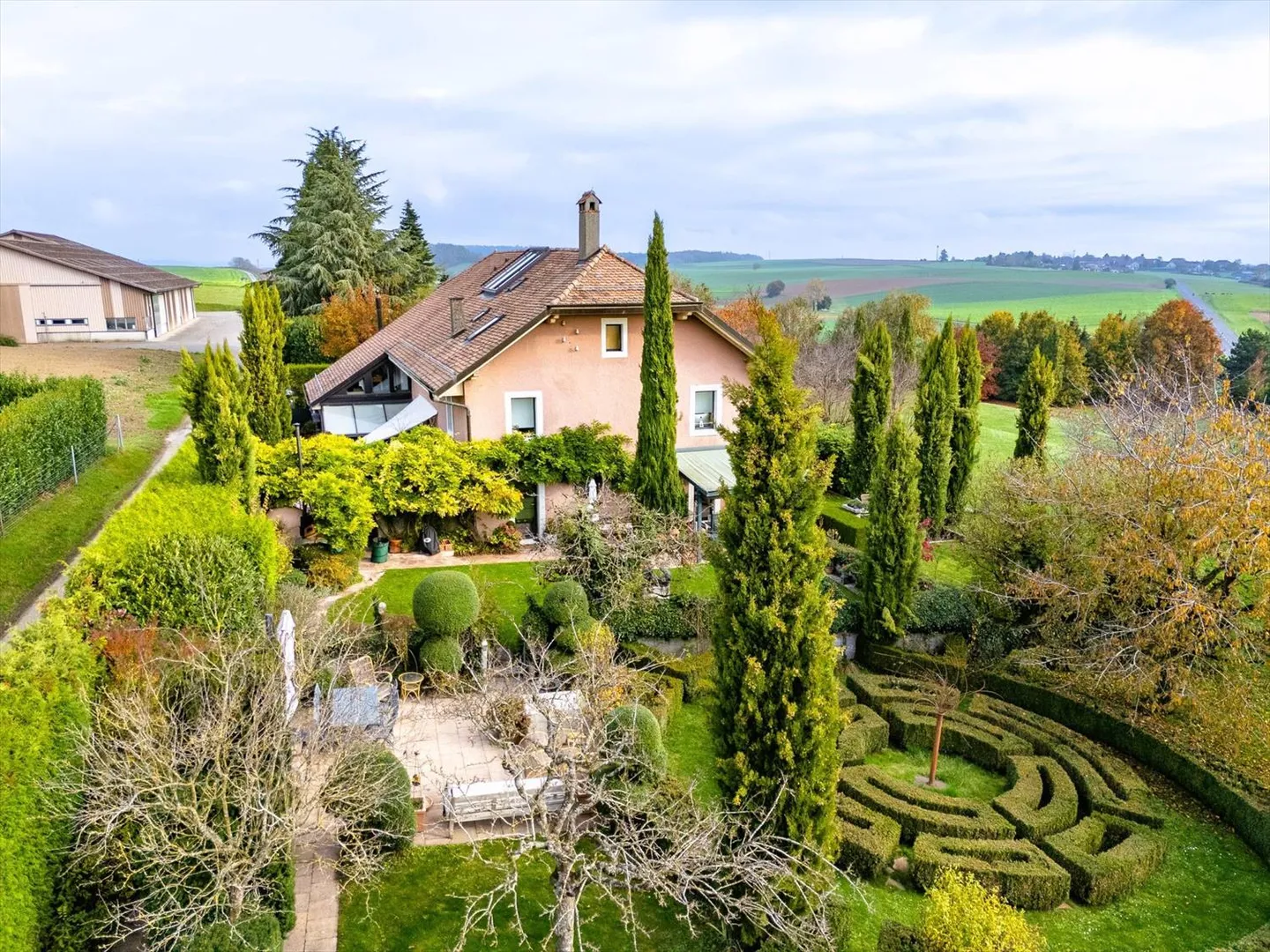 Charmante Villa im Waadtländer Land - Foto 1 von 11