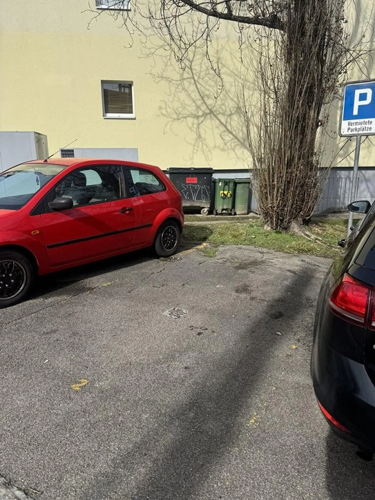 Parking extérieur à louer - Photo 3 sur 3
