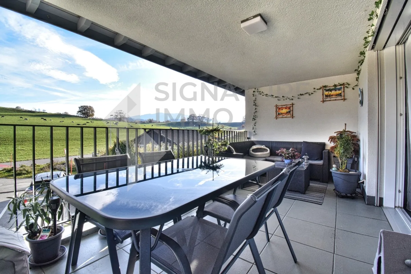 Superb 3.5 room recent apartment with large covered terrace - Photo 1 of 9