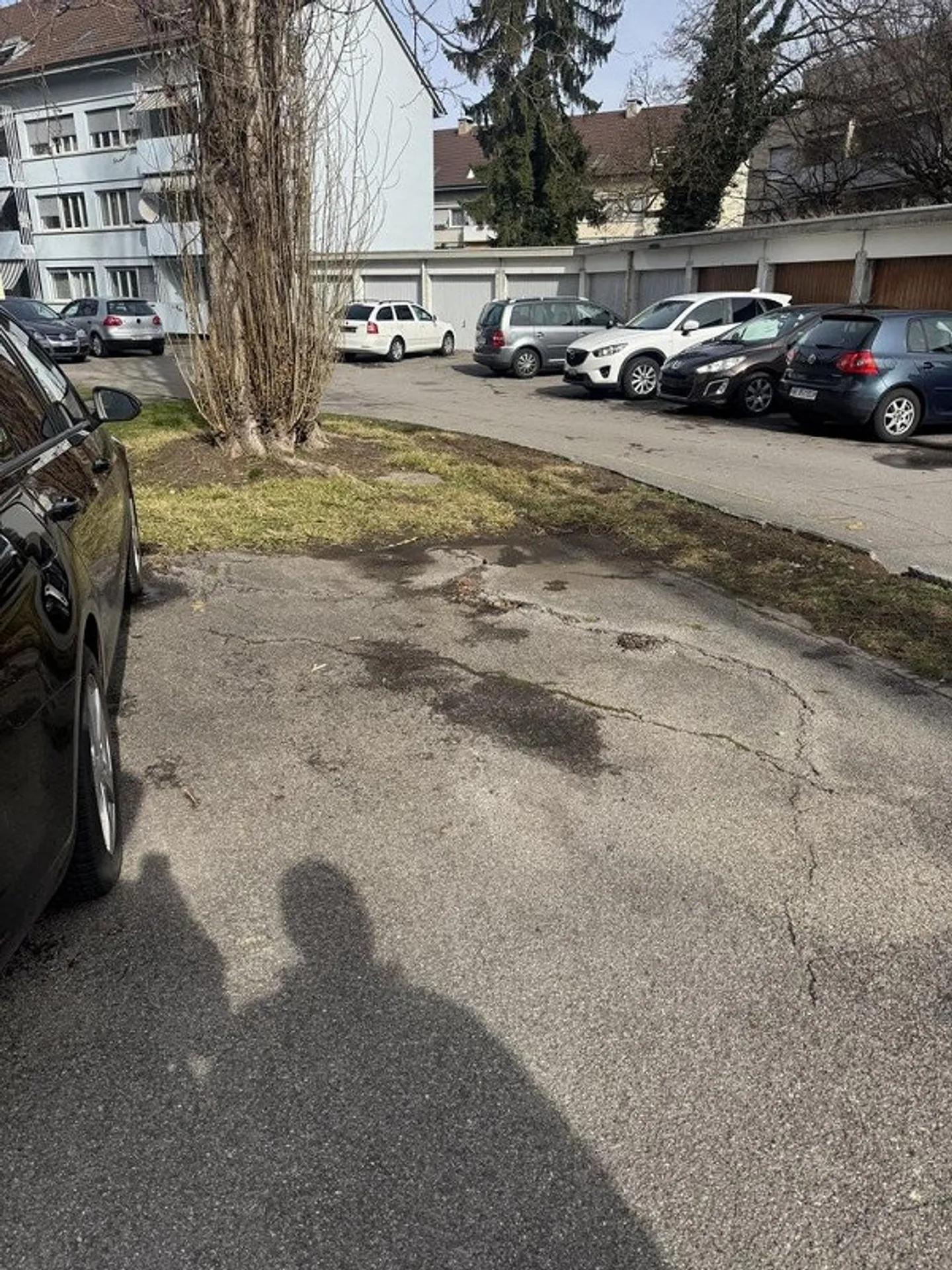 Parking extérieur à louer - Photo 2 sur 3