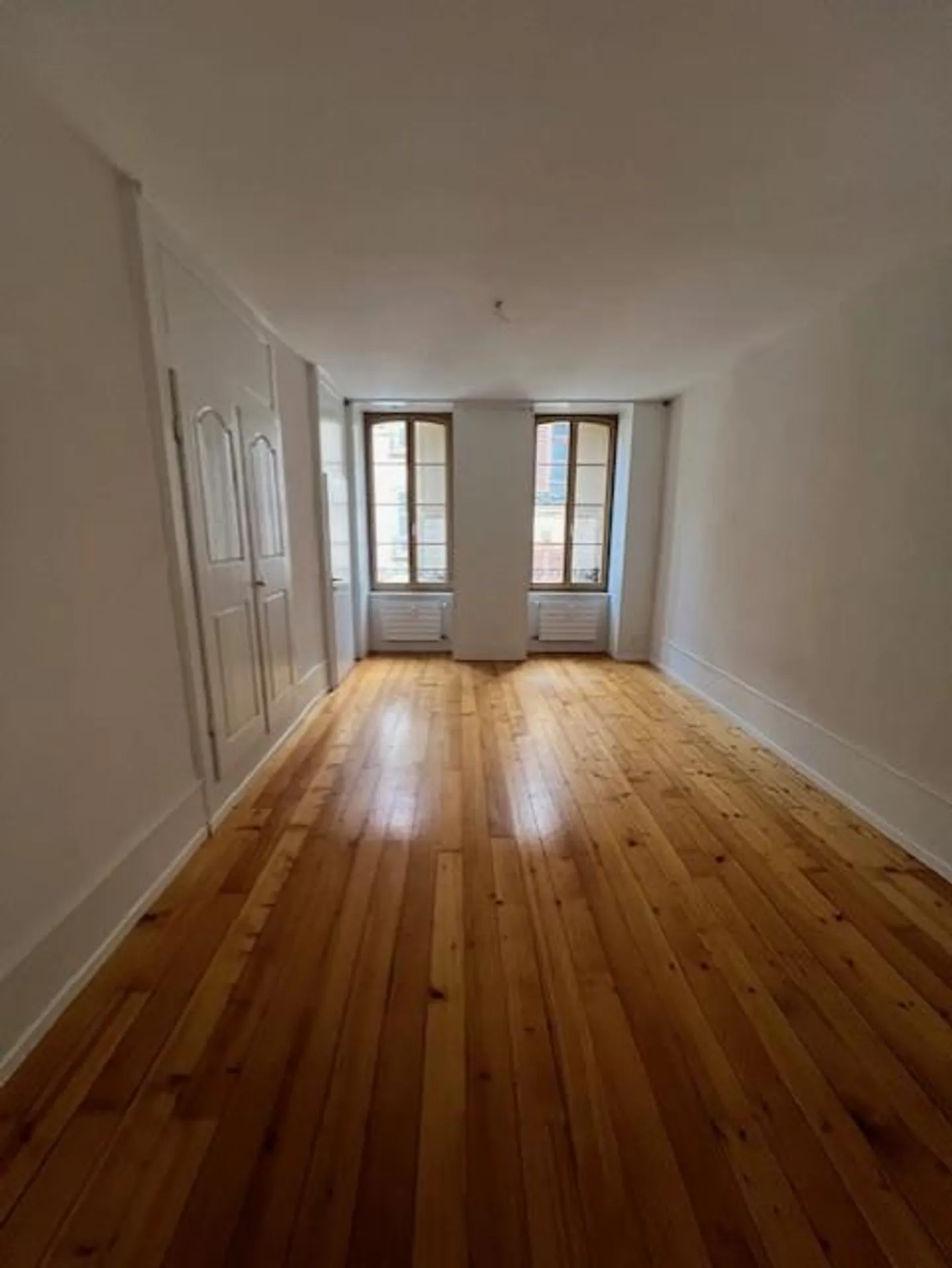 Charming accommodation in the heart of Yverdon - Photo 5 of 6