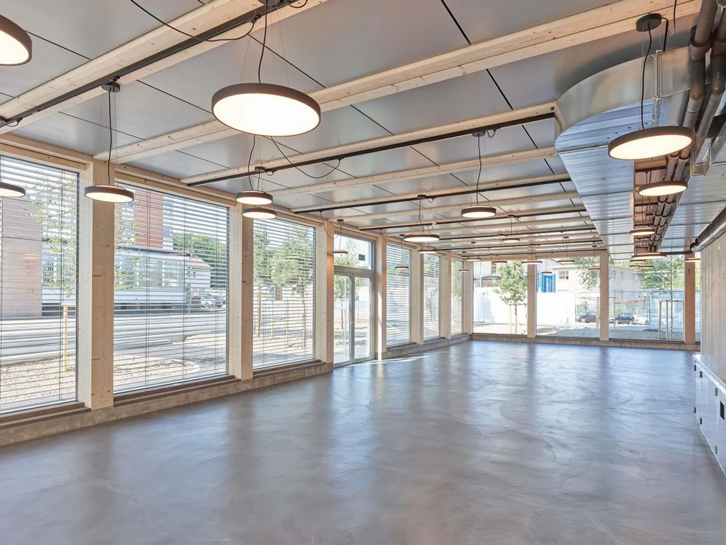 680m2 de bureaux à louer dans le nouveau quartier Isemeyer à Rheinfelden! - Photo 3 sur 19
