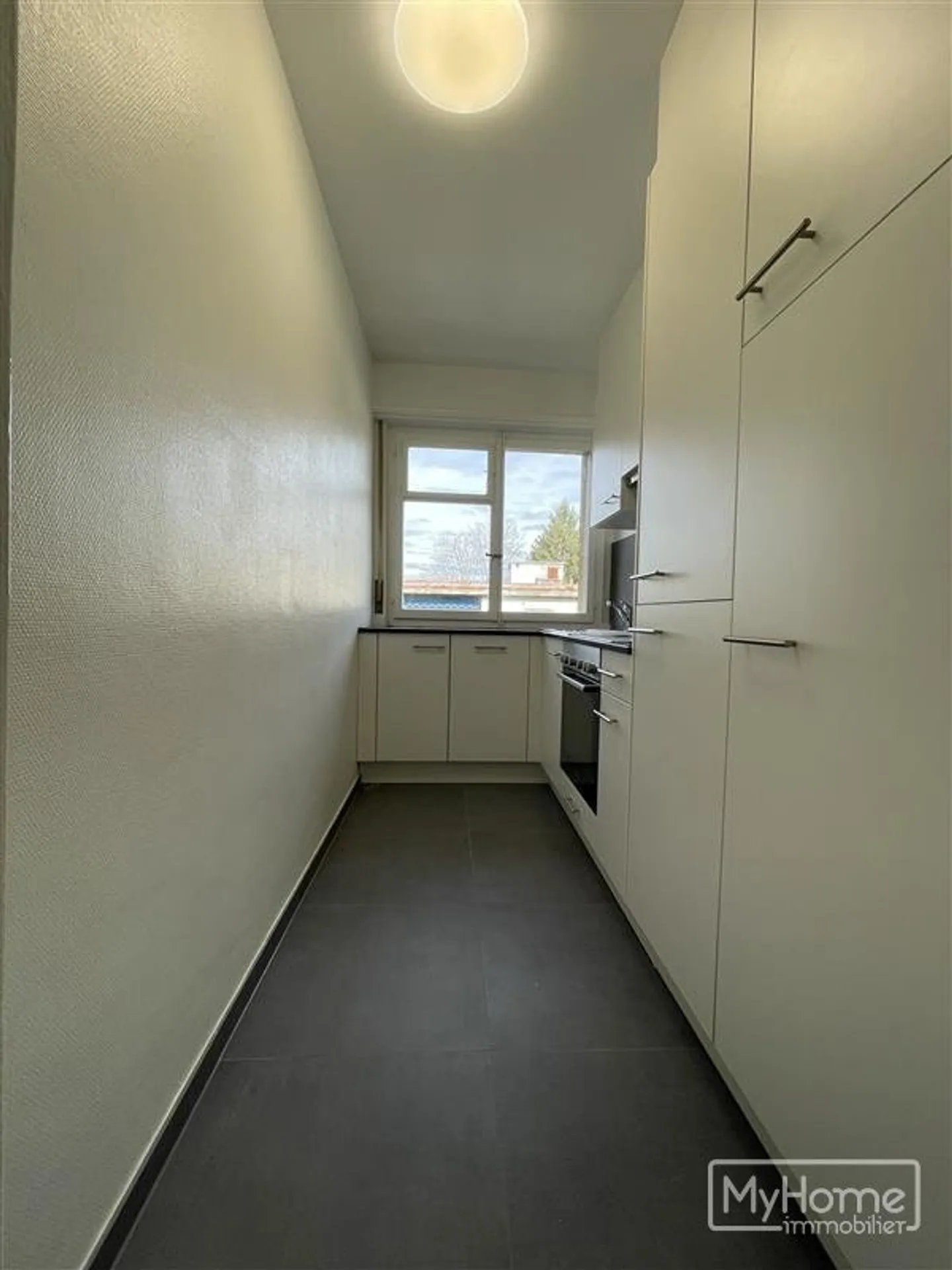 Da afferrare! Superbo alloggio vicino al centro città! - Foto 5 di 7