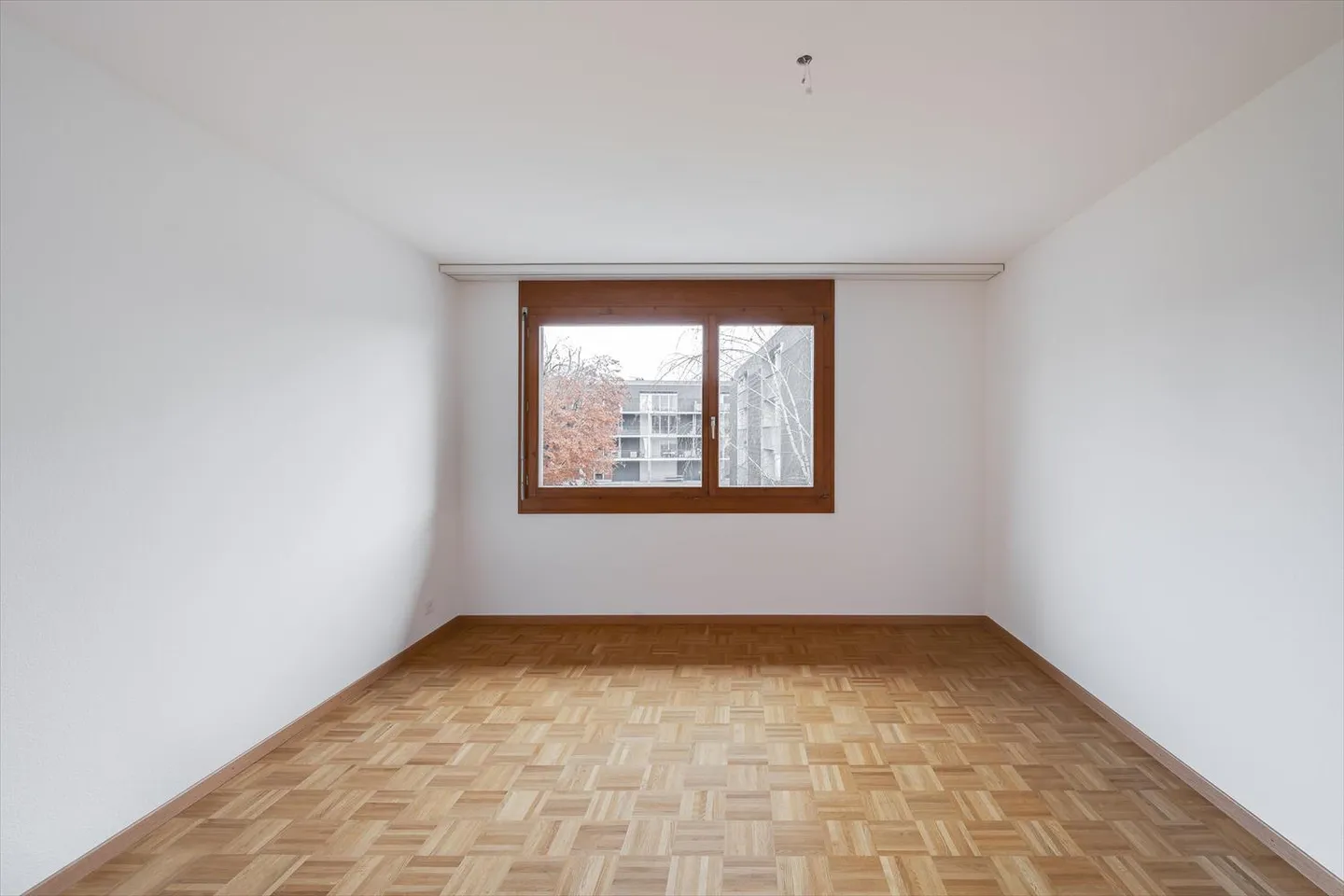 Spacious 2.5-room apartment - Photo 4 of 6